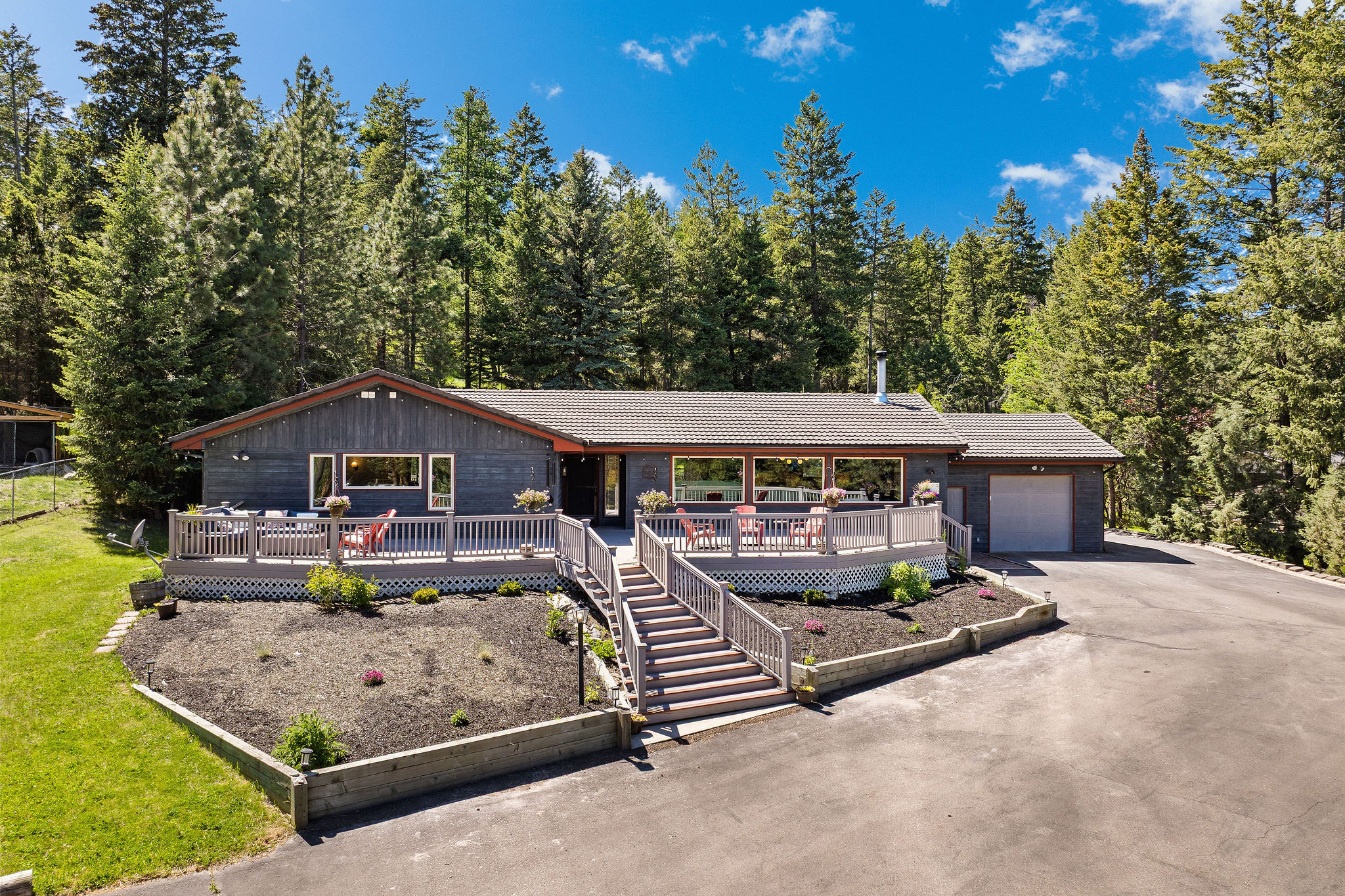 212 Sunrise Lane