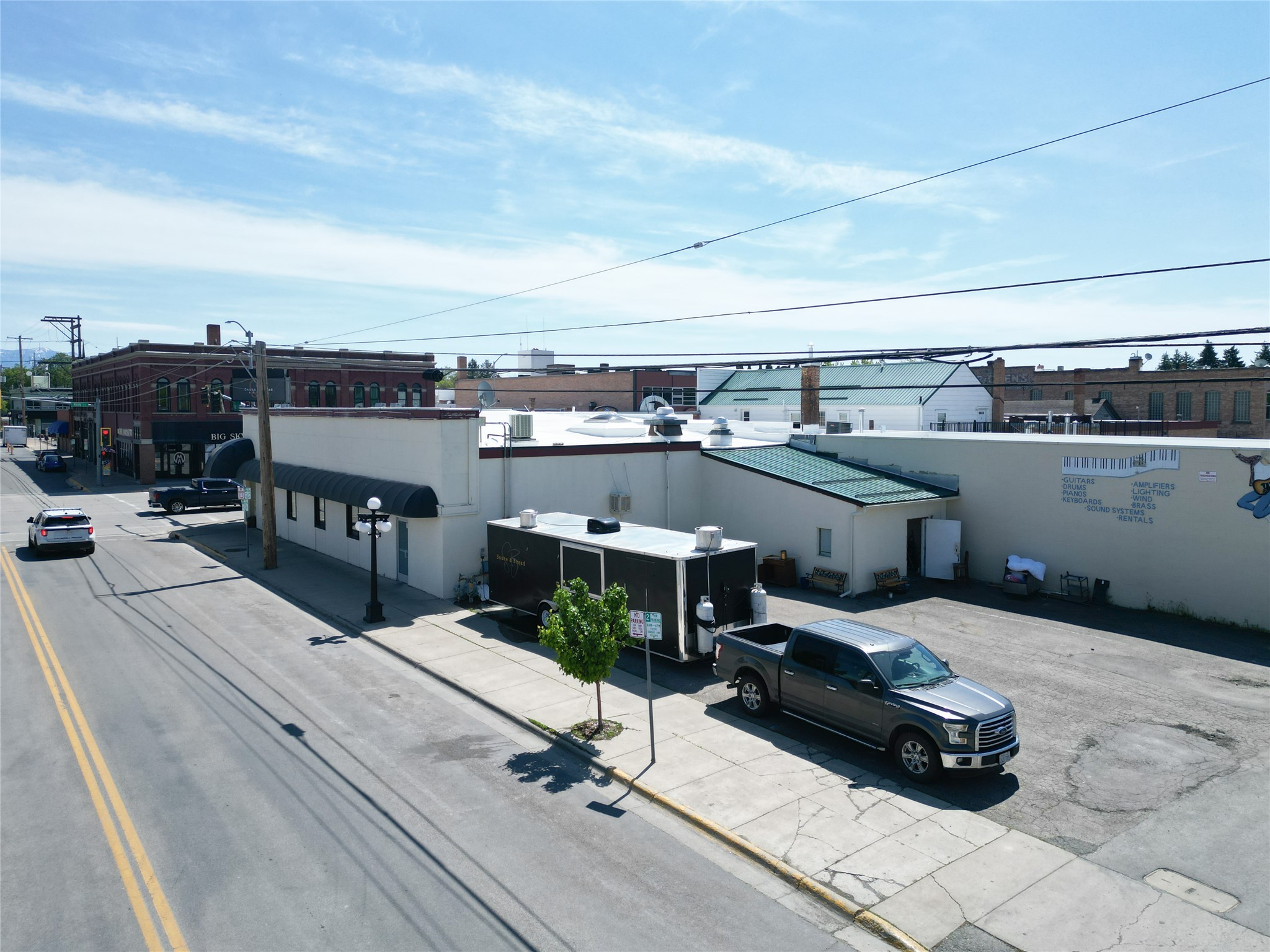 302 S Main Street Property Photo 8