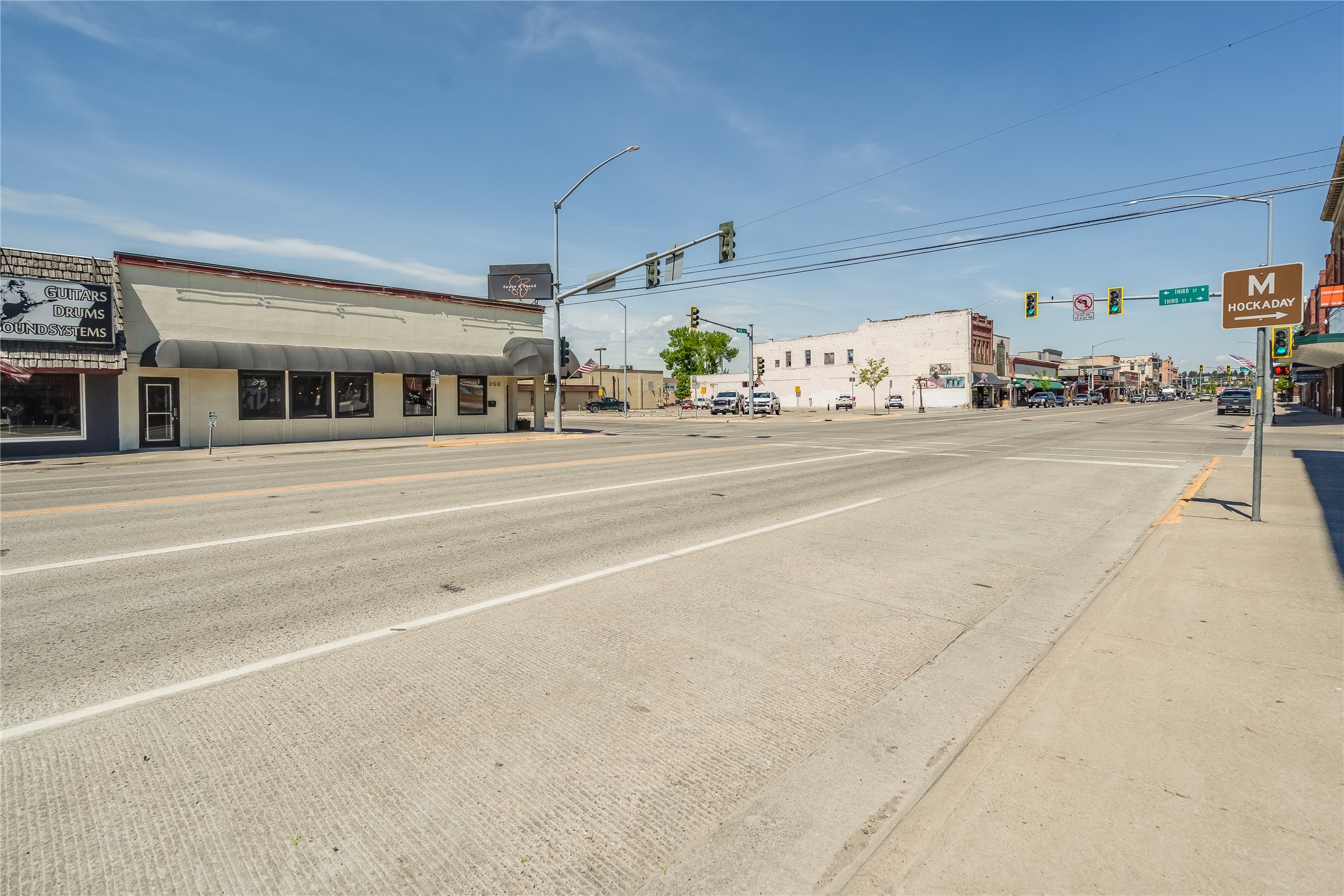 302 S Main Street Property Photo 11