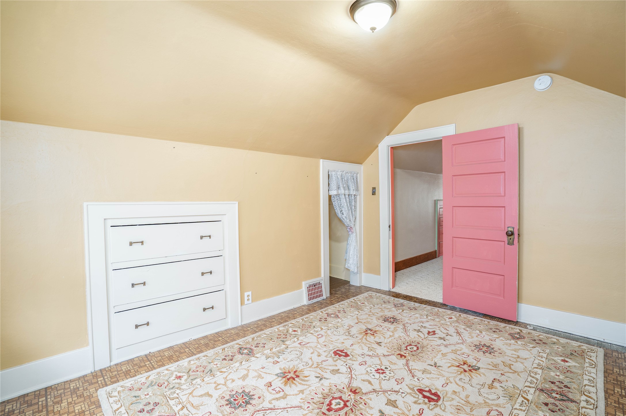 804 Broadway Street Property Photo 29