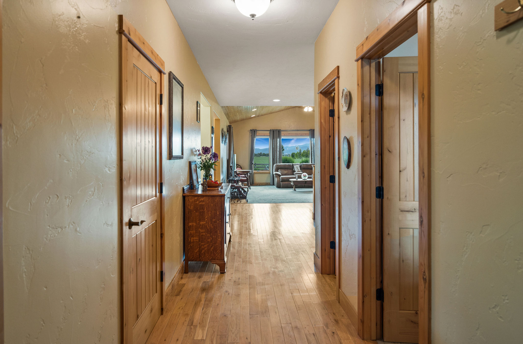 1399 Mackinaw Loop Property Photo 8