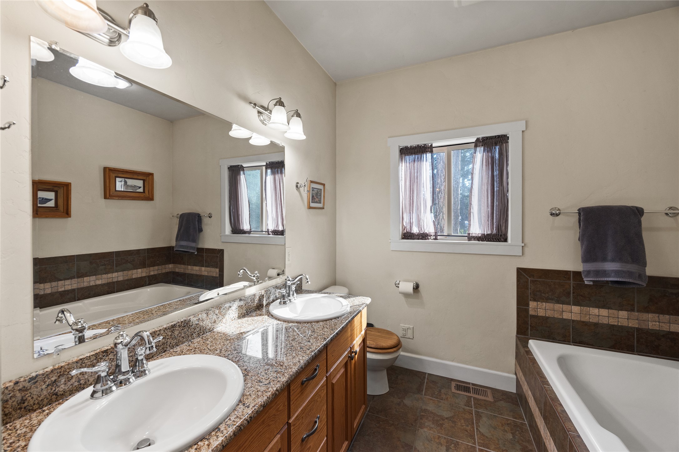 13471 Sundance Trail Property Photo 19