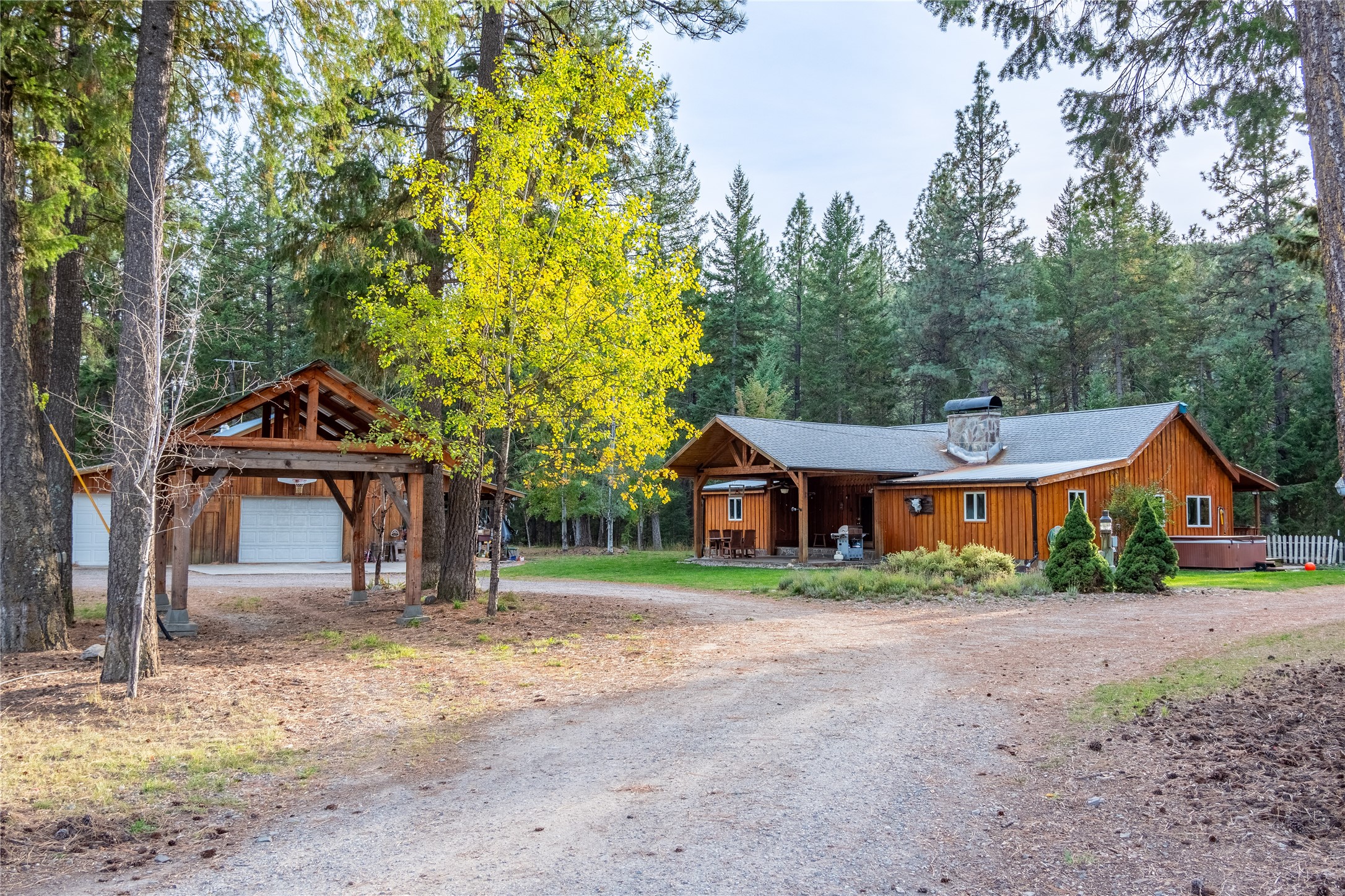 493 Quartz Road Property Photo 2