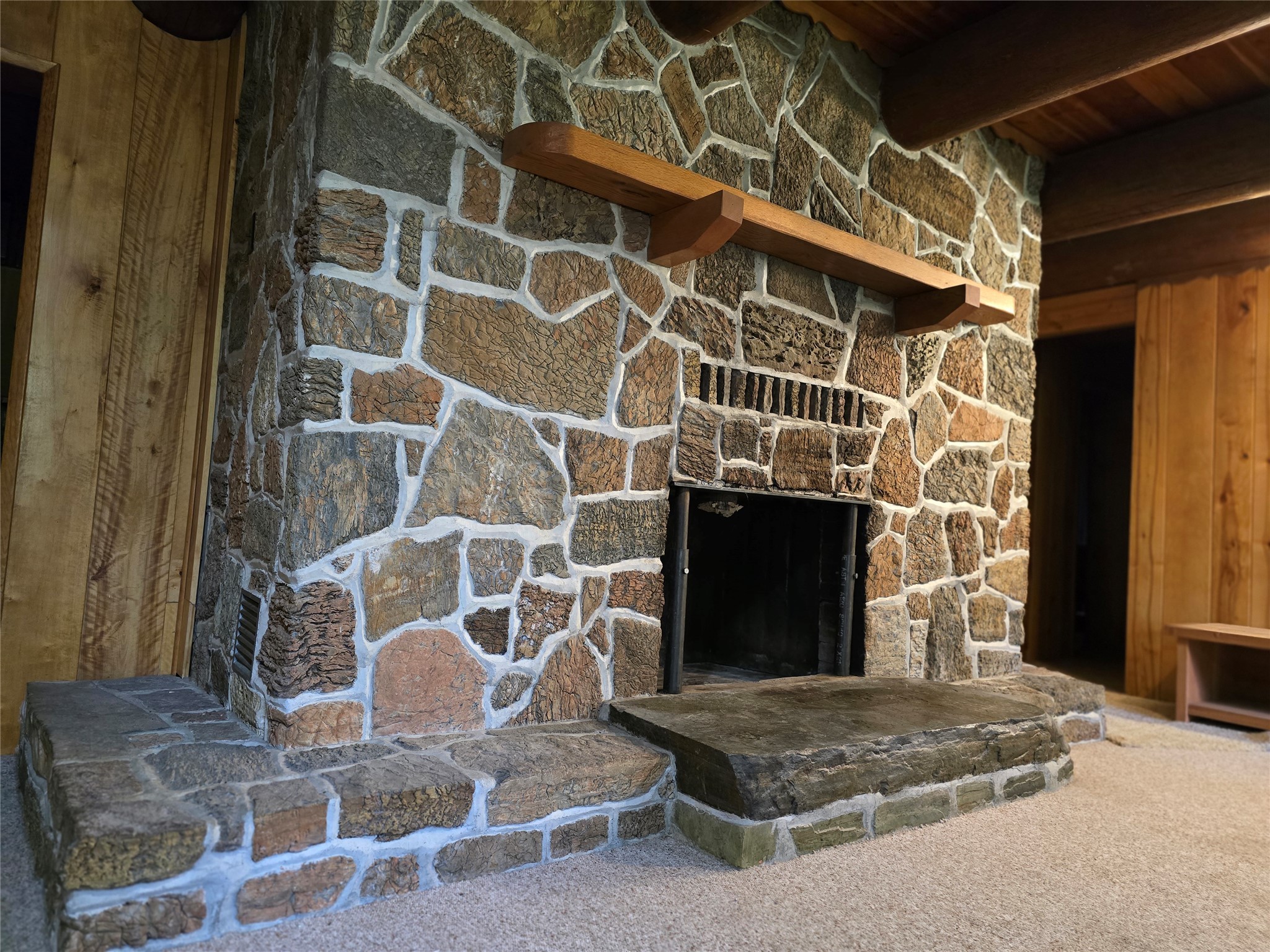 493 Quartz Road Property Photo 26
