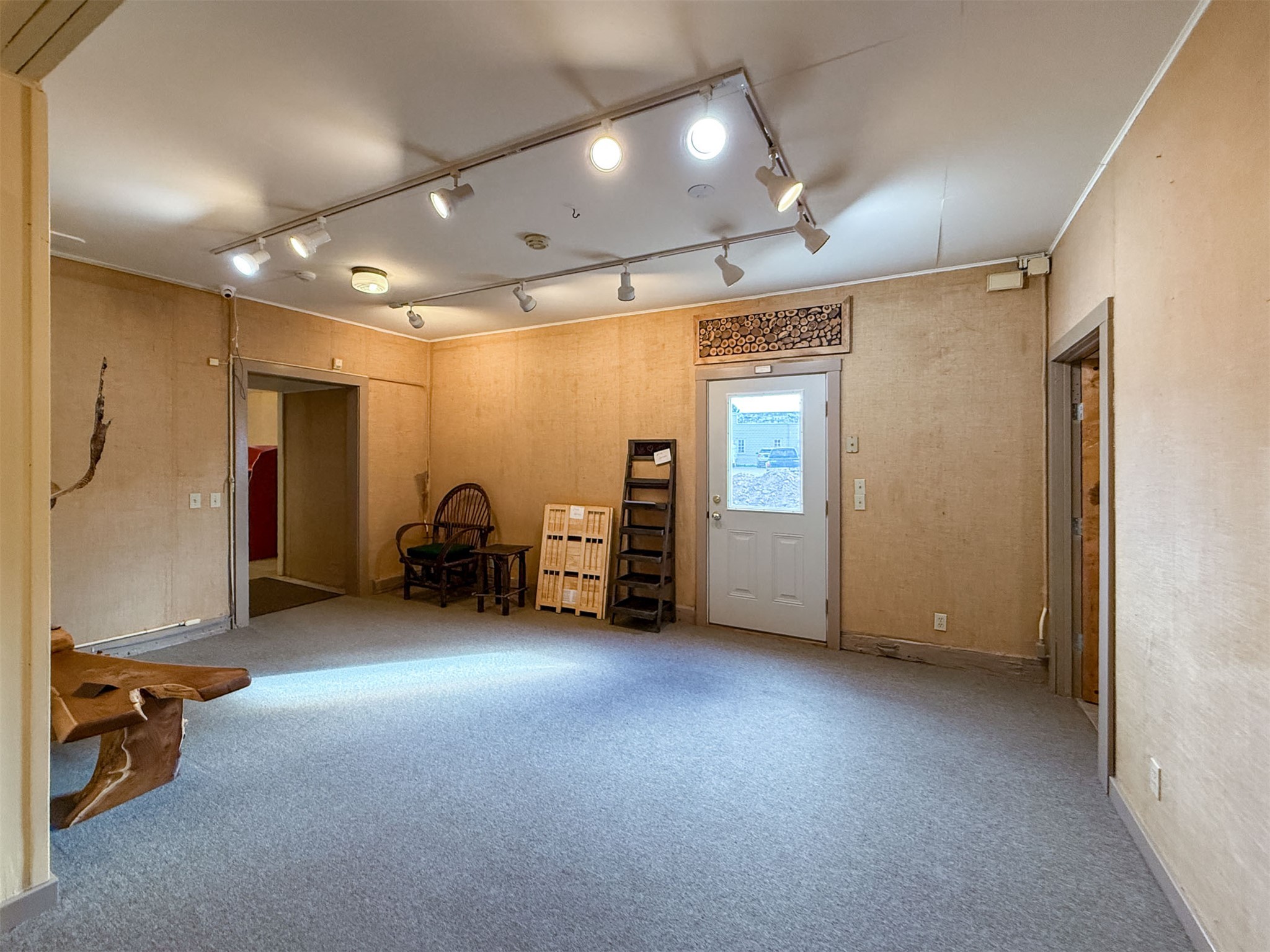 122 Main Street A Property Photo 26
