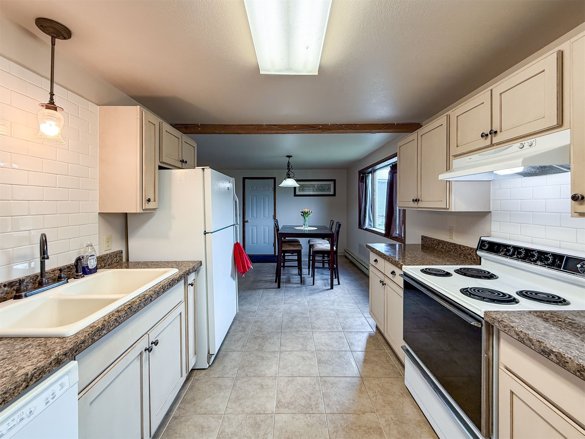 122 Main Street A Property Photo 61
