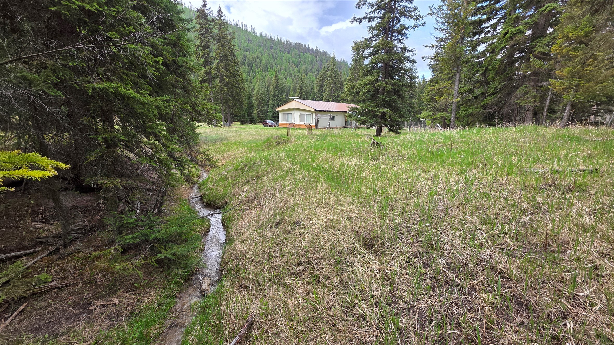 1720 Coon Hollow Road Property Photo