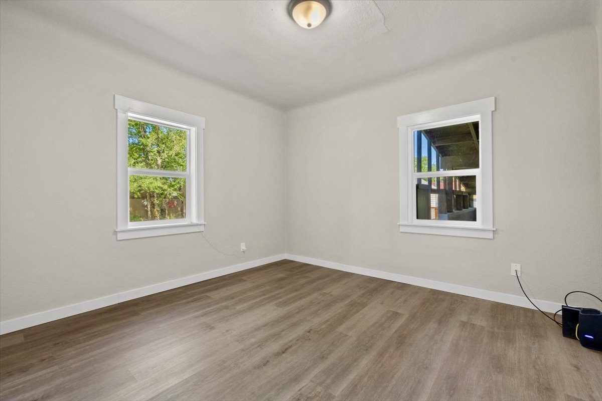 643 Parkhill Drive Property Photo 19