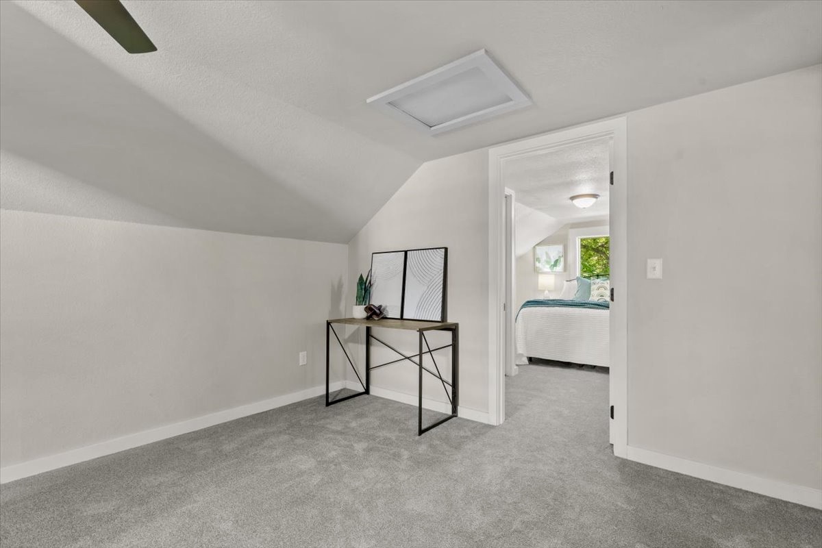 643 Parkhill Drive Property Photo 24
