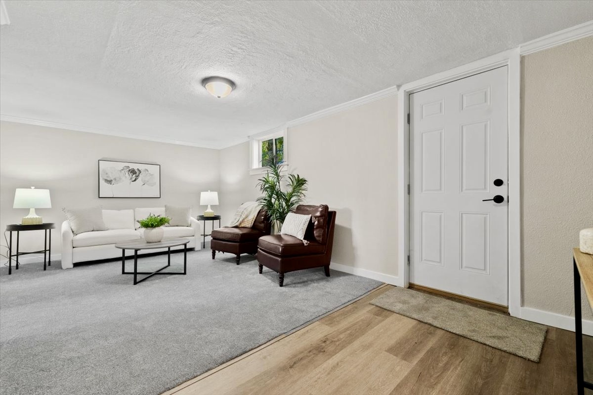 643 Parkhill Drive Property Photo 28