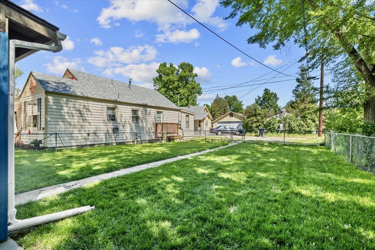 643 Parkhill Drive Property Photo 33