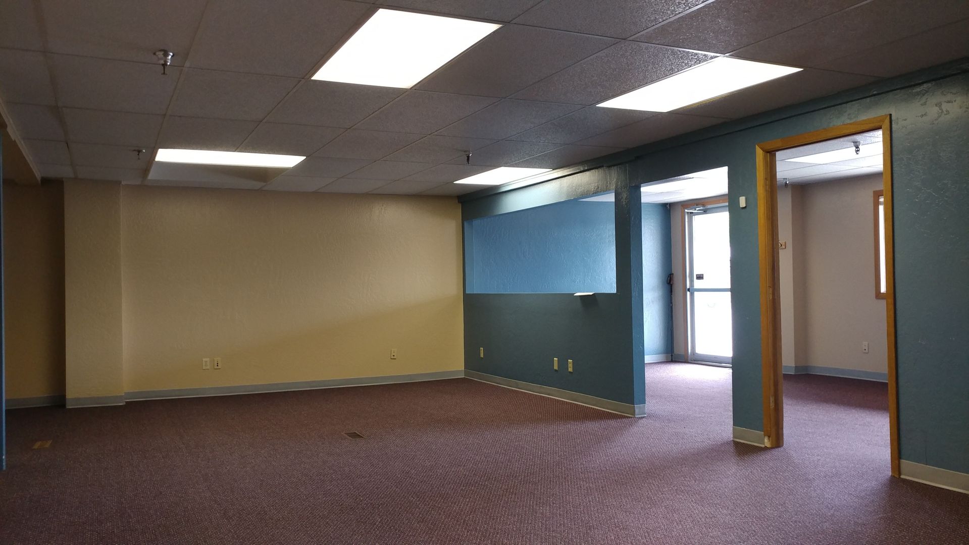 715 Kensington Avenue 17 Property Photo 2