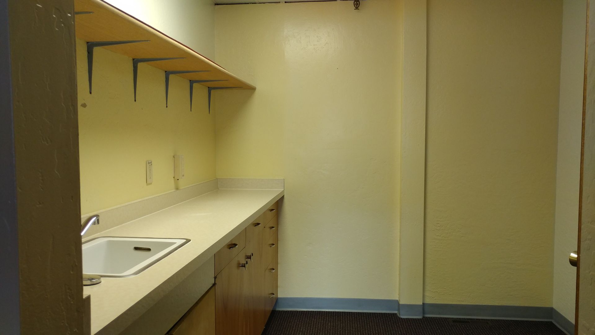 715 Kensington Avenue 17 Property Photo 7