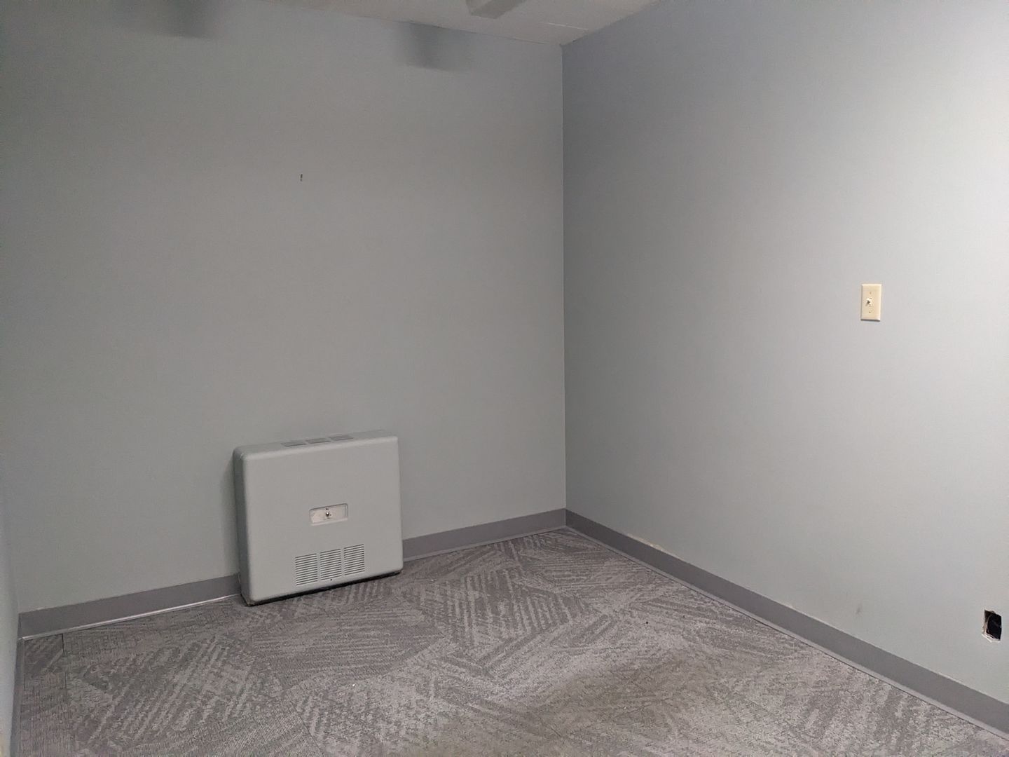 715 Kensington Avenue 22 Property Photo 3