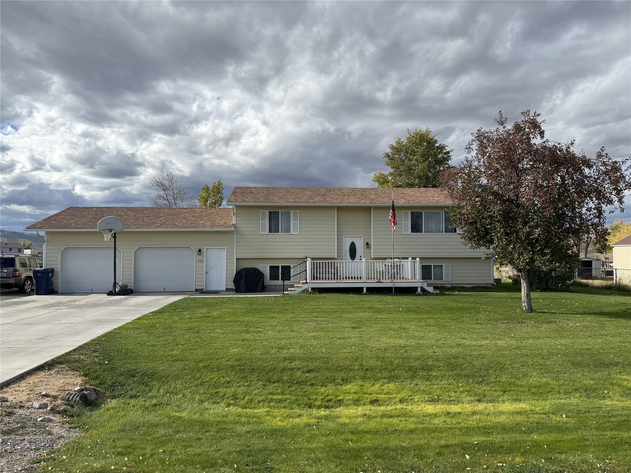2720 Bandera Drive Property Photo 1