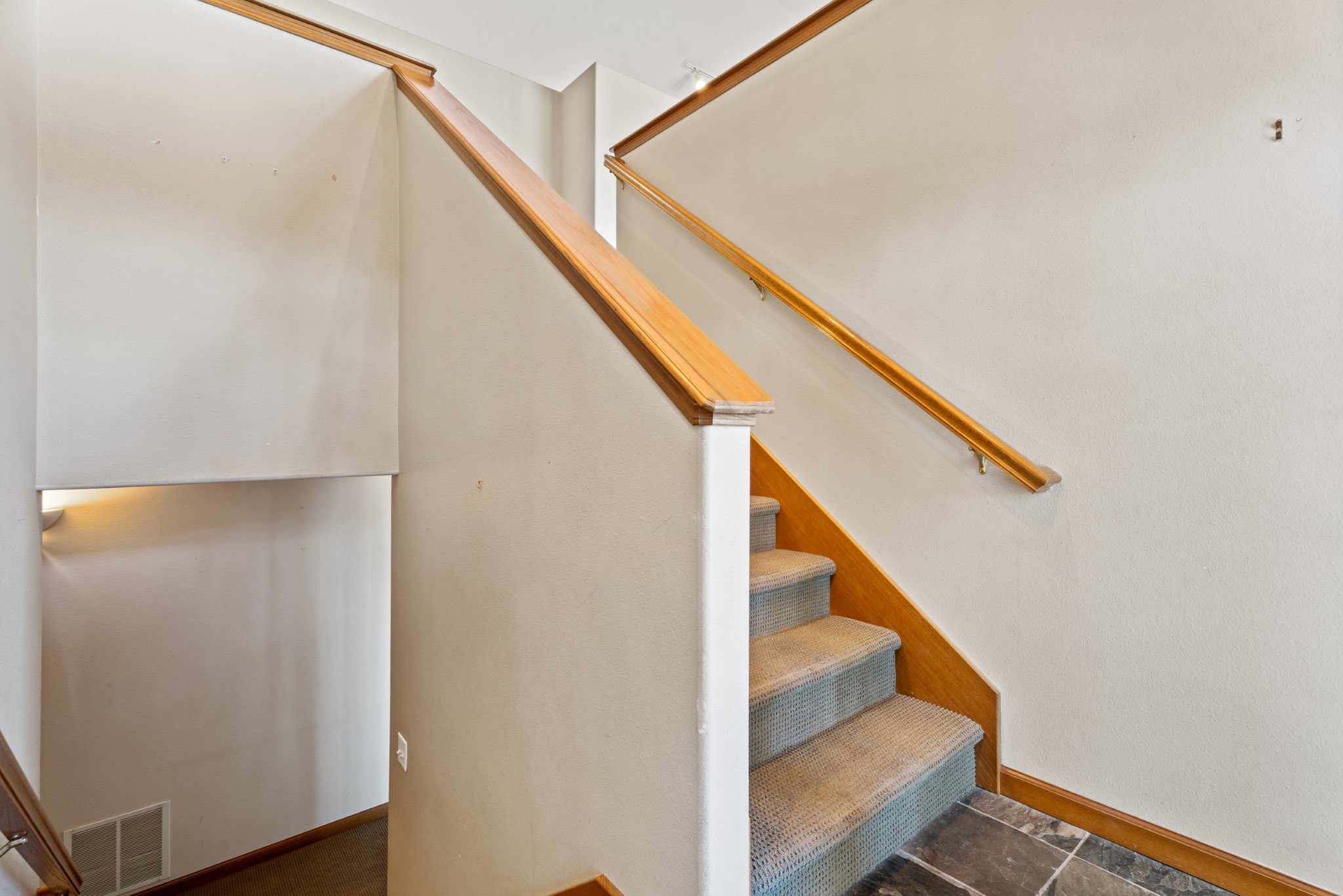 3721 Brandon Way Property Photo 5