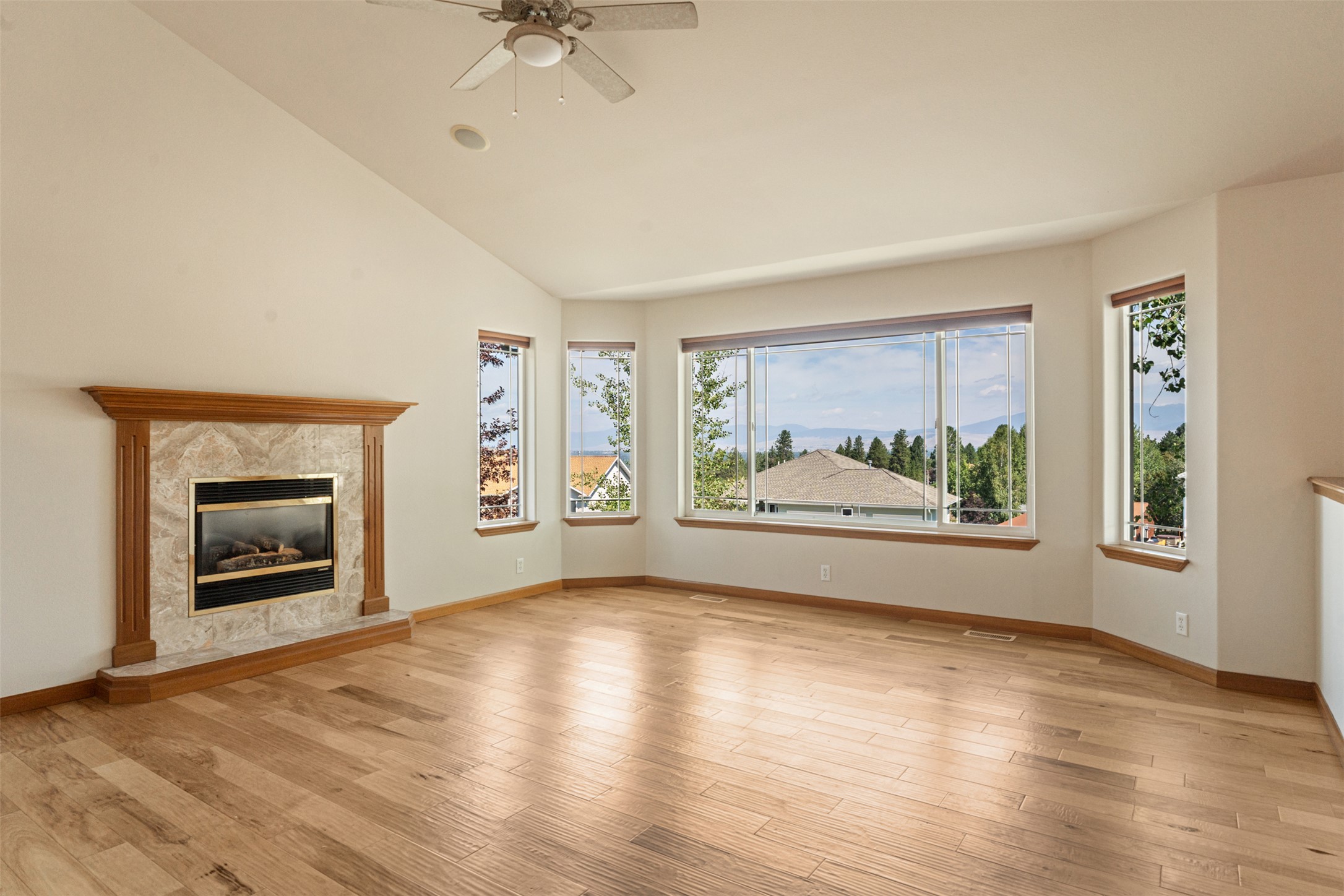 3721 Brandon Way Property Photo 13