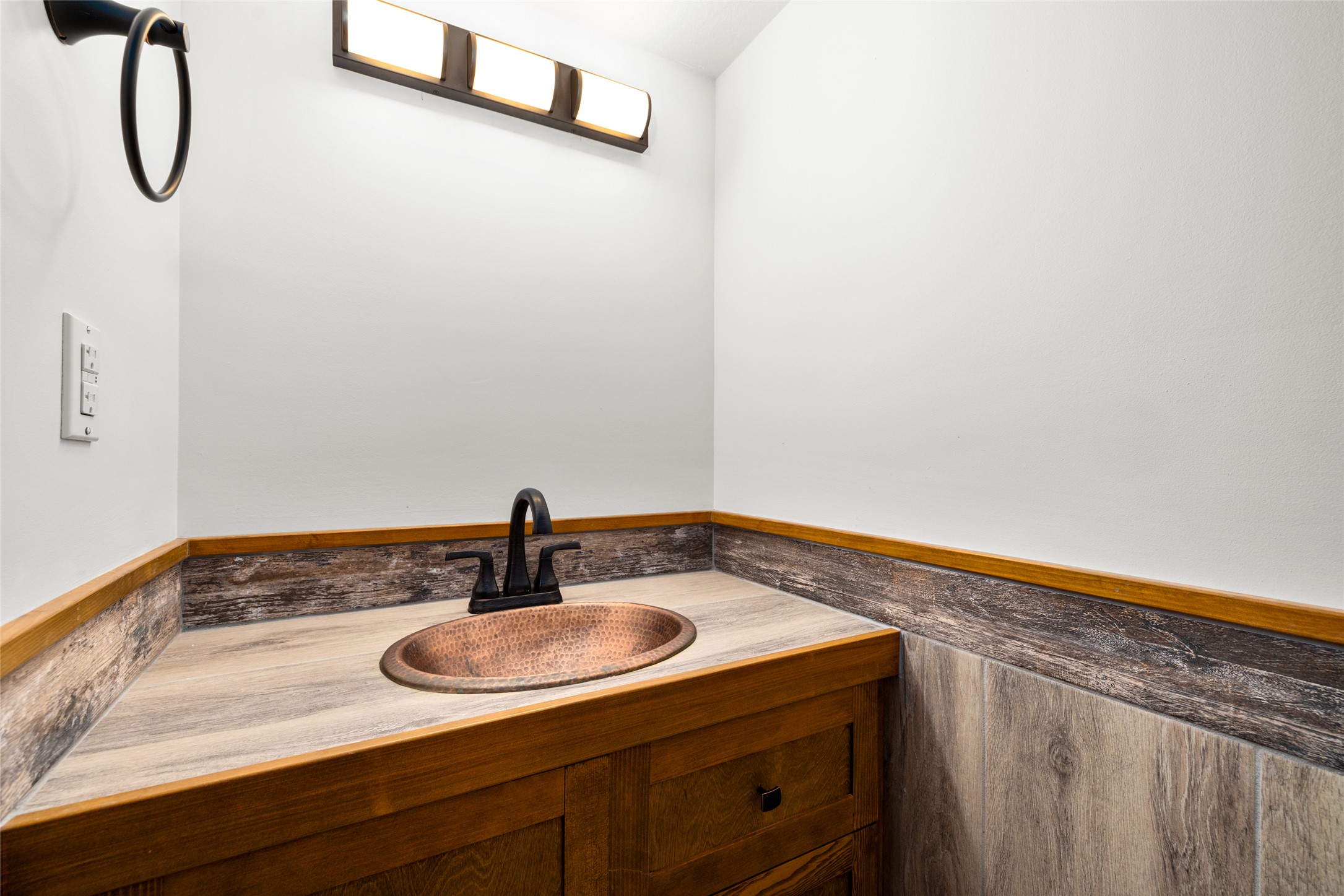 175 Somerset Drive Property Photo 34