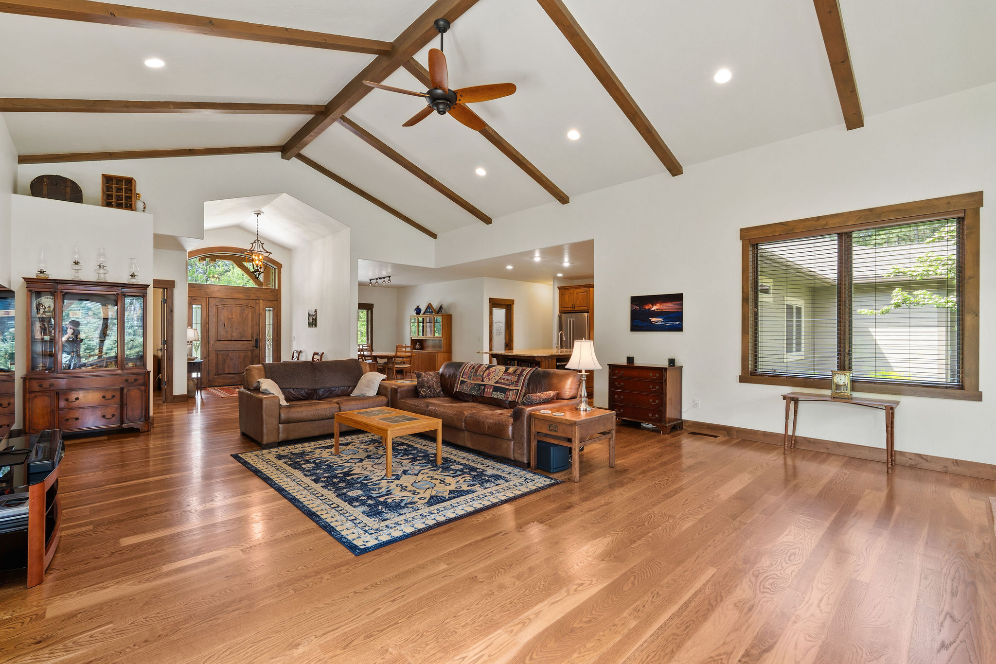 74 Wood Ridge Drive Property Photo 8