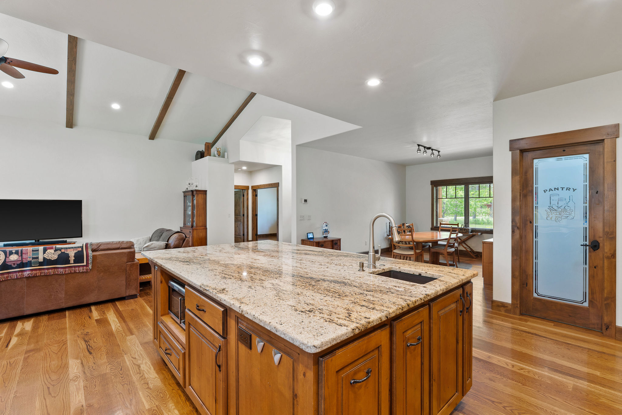 74 Wood Ridge Drive Property Photo 15