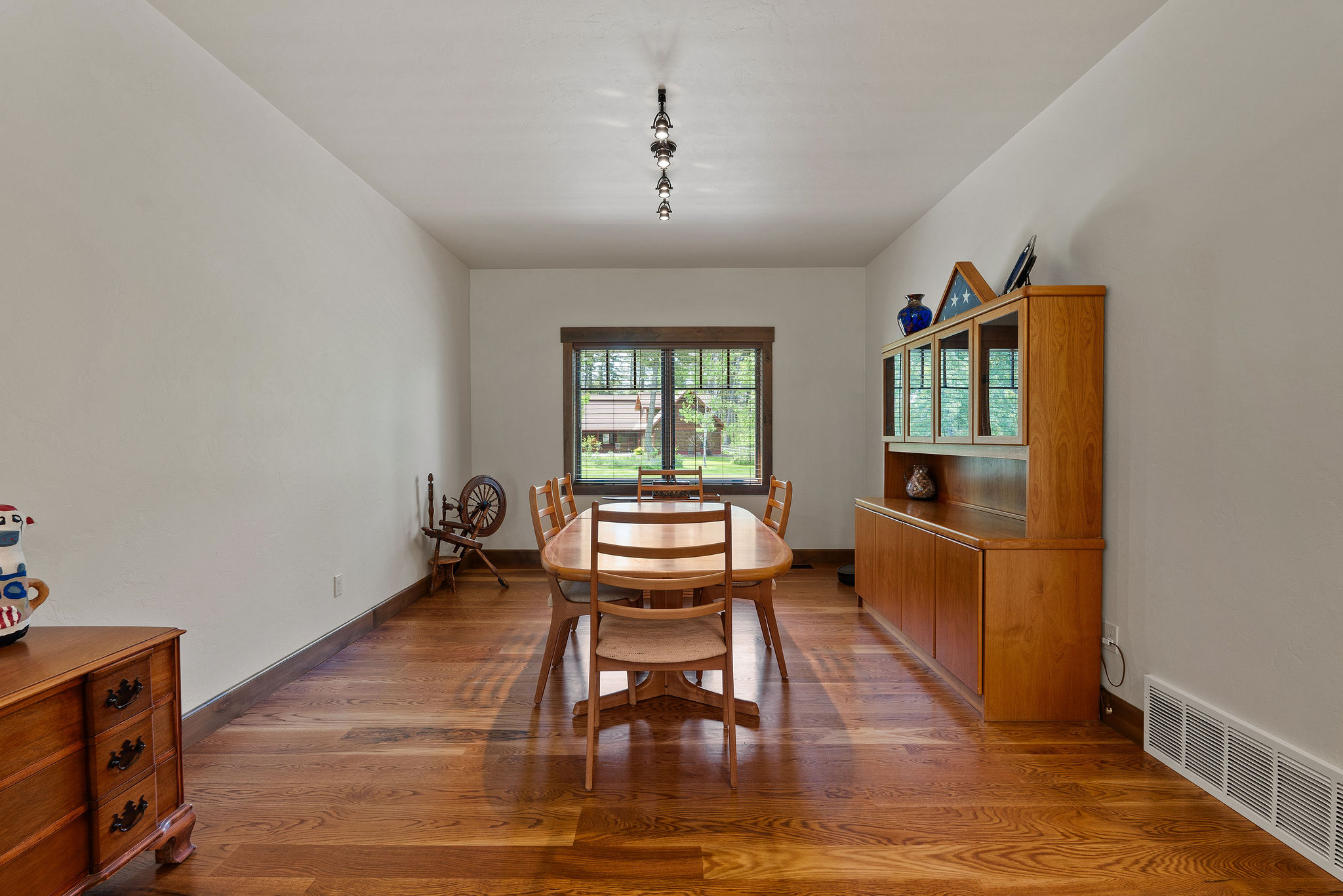 74 Wood Ridge Drive Property Photo 18