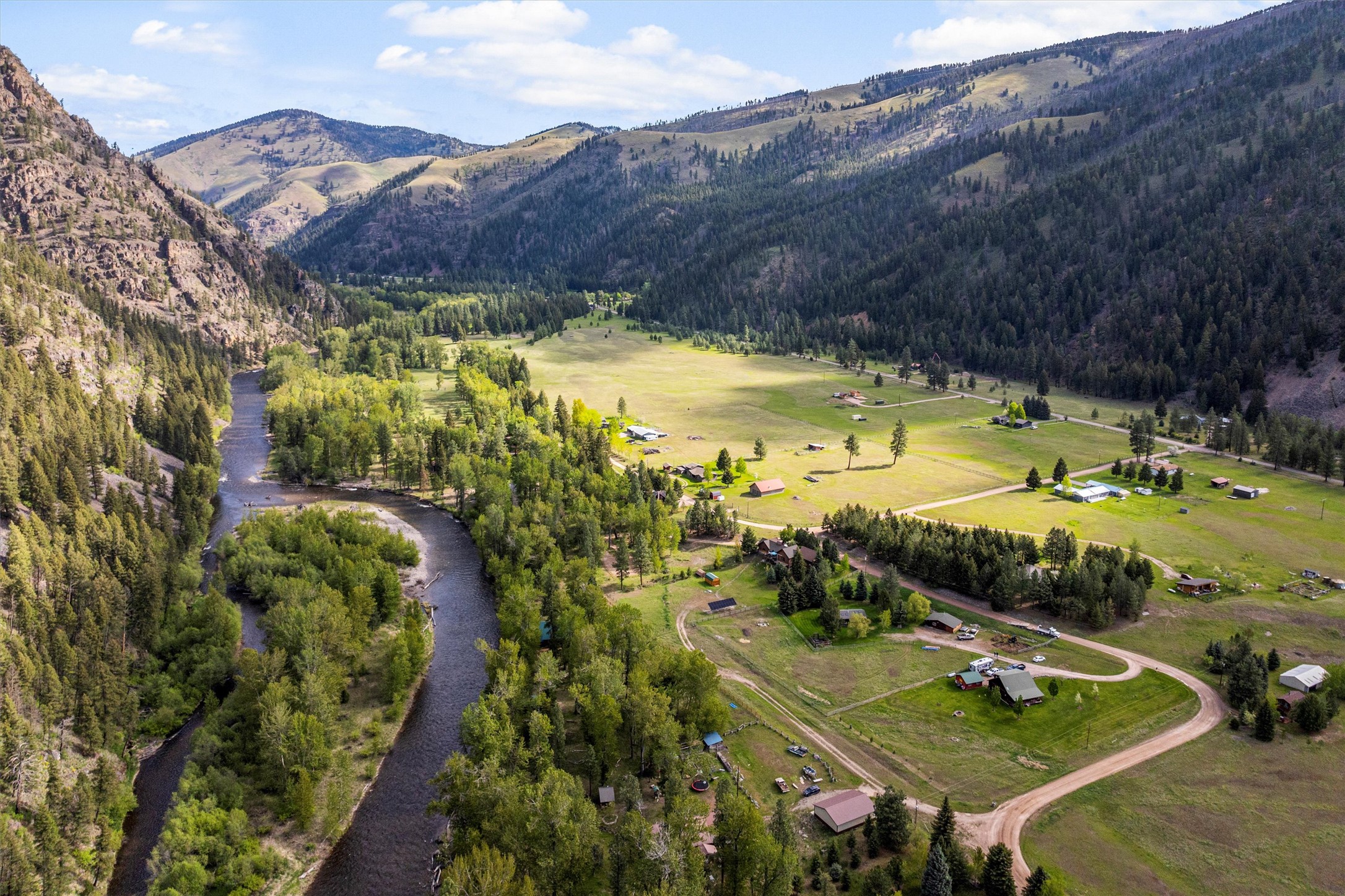 20 Sawmill Fishing Road Property Photo 1