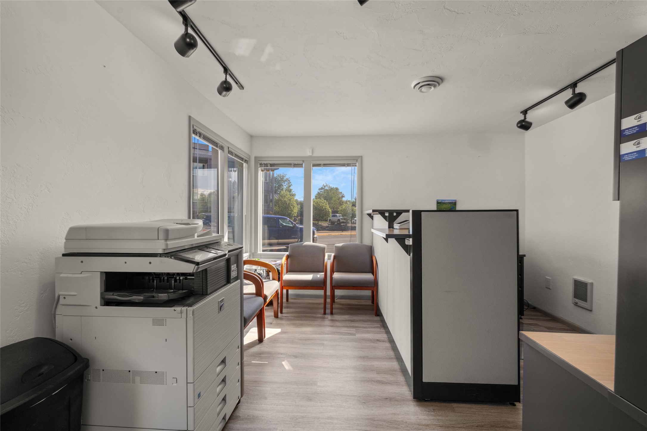 580 Sunset Boulevard Property Photo 5