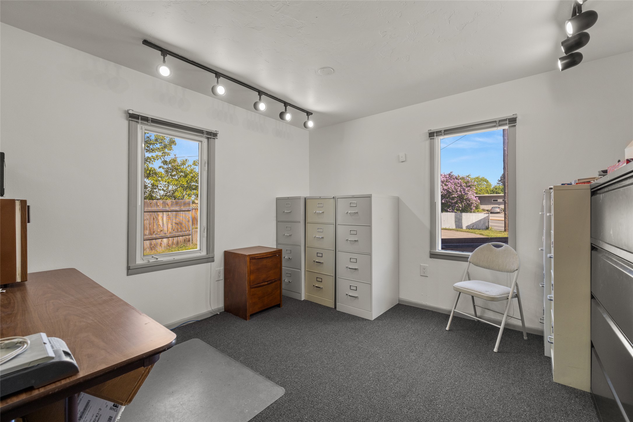 580 Sunset Boulevard Property Photo 11