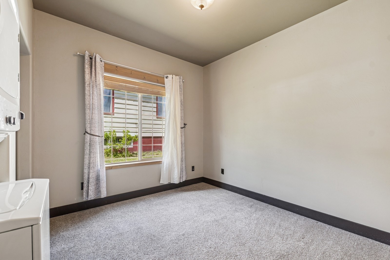119 5th Avenue W Property Photo 26