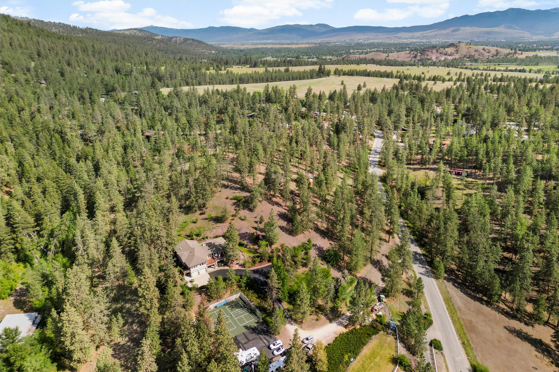 5959 Hayes Creek Road Property Photo 2