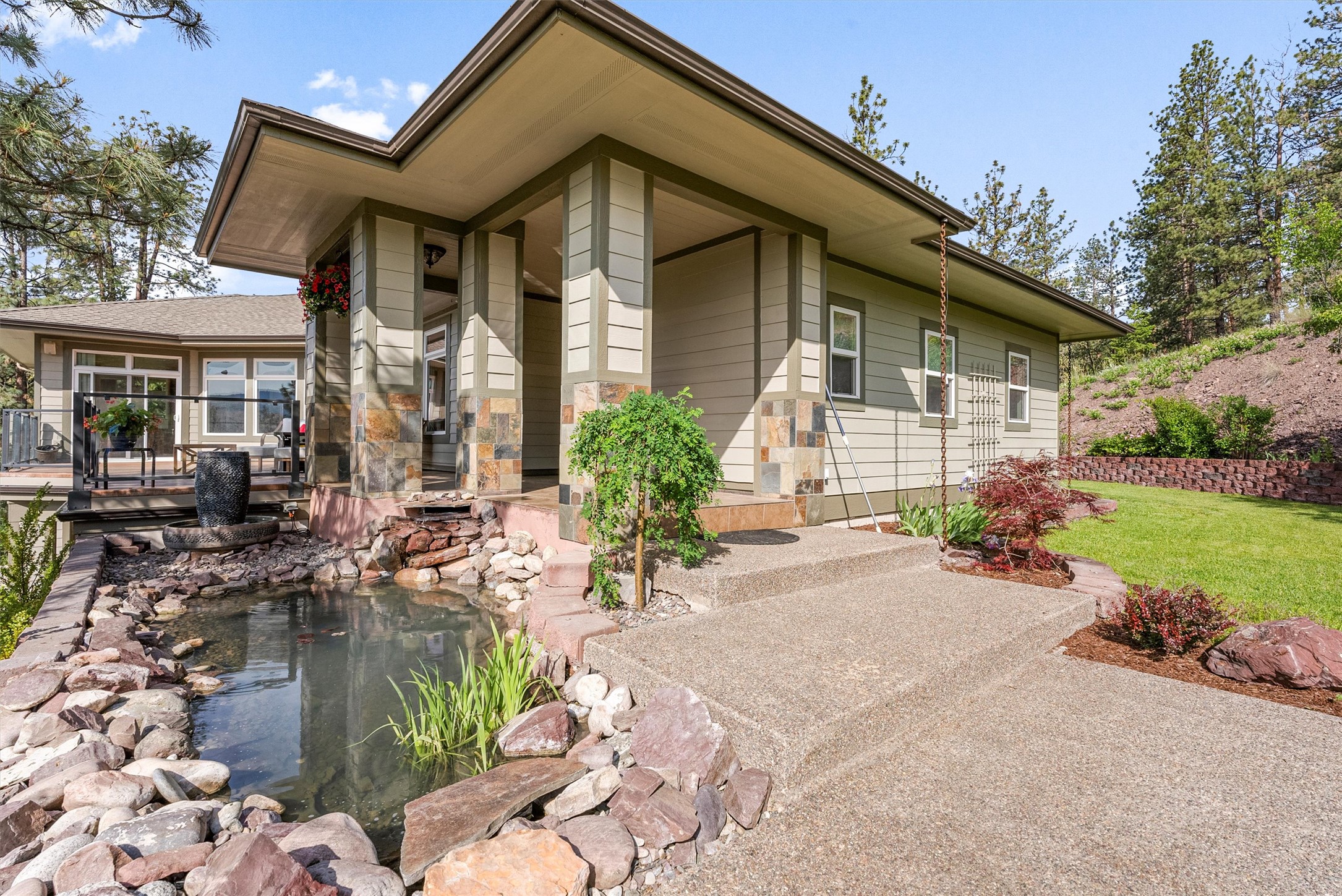 5959 Hayes Creek Road Property Photo 7