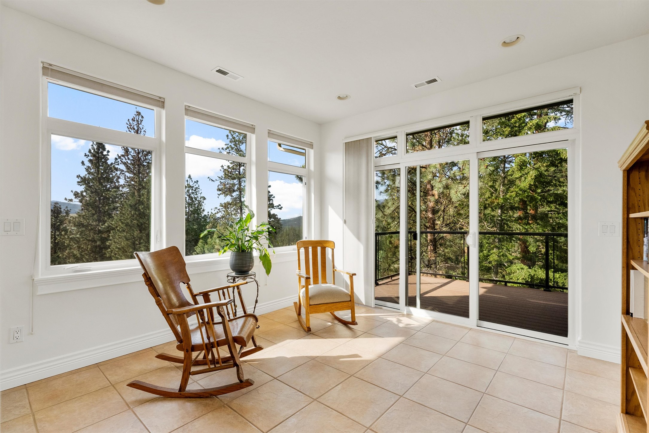 5959 Hayes Creek Road Property Photo 52