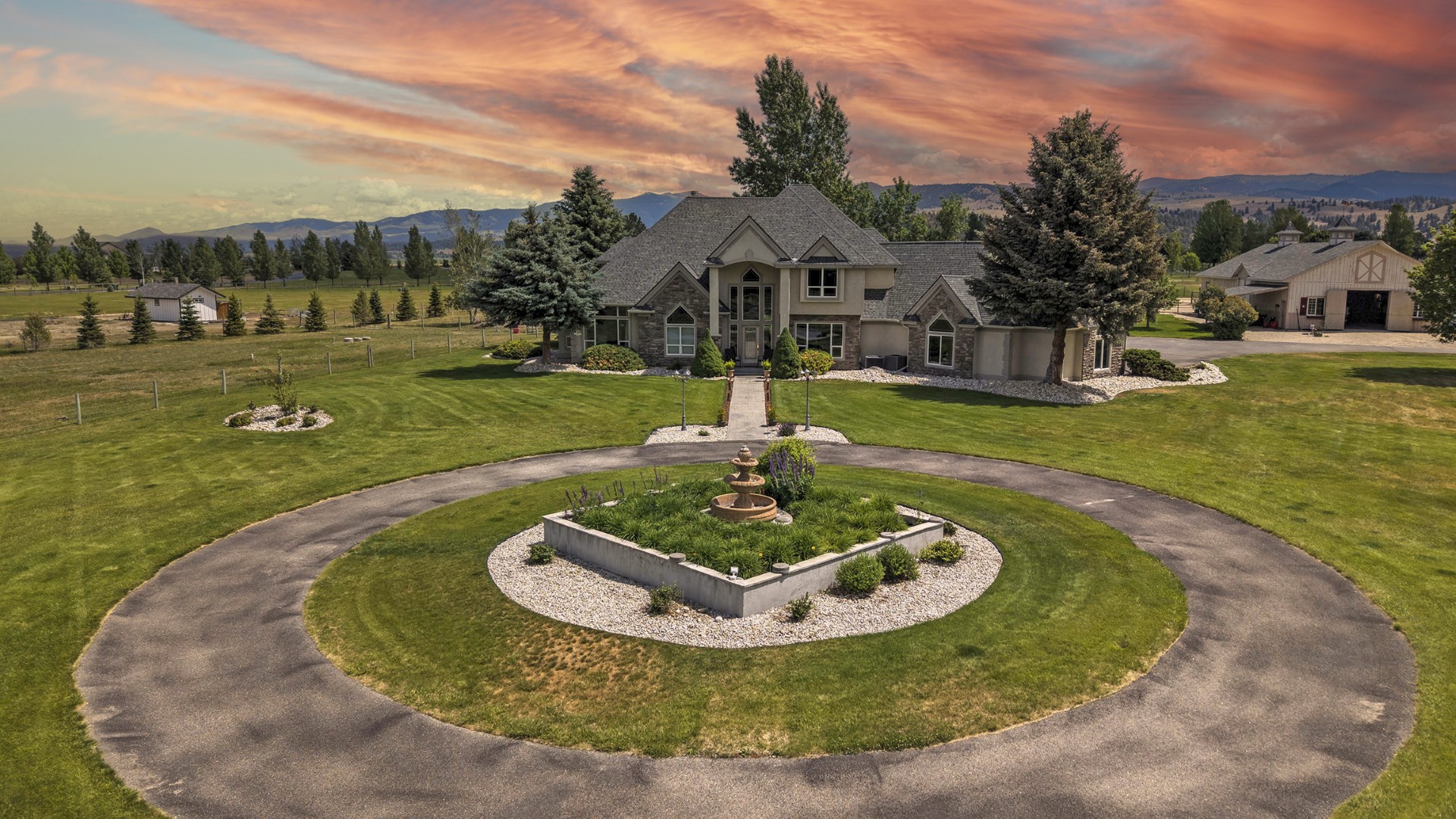 424 Saddle Ridge Road Property Photo 3