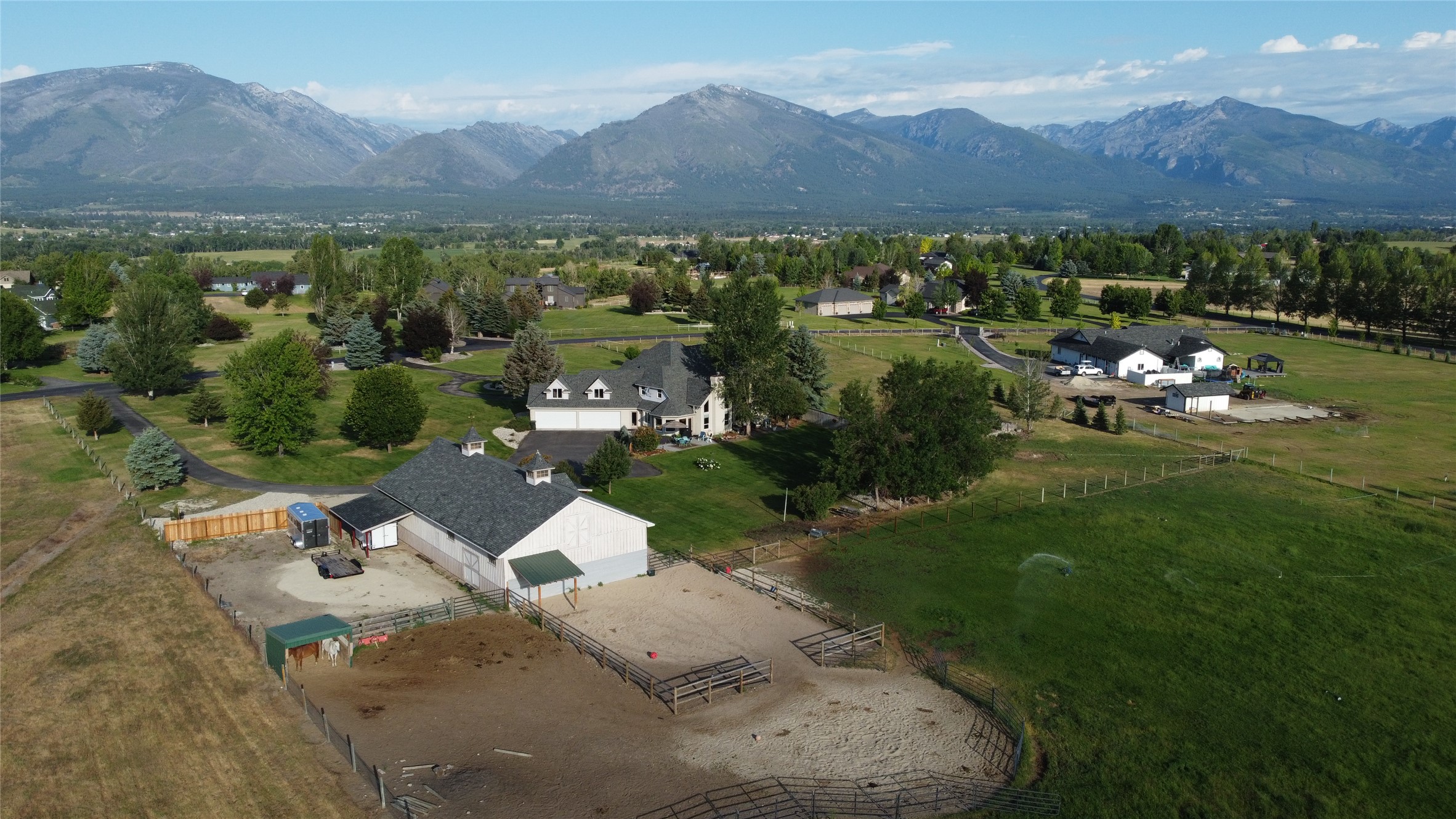 424 Saddle Ridge Road Property Photo 4