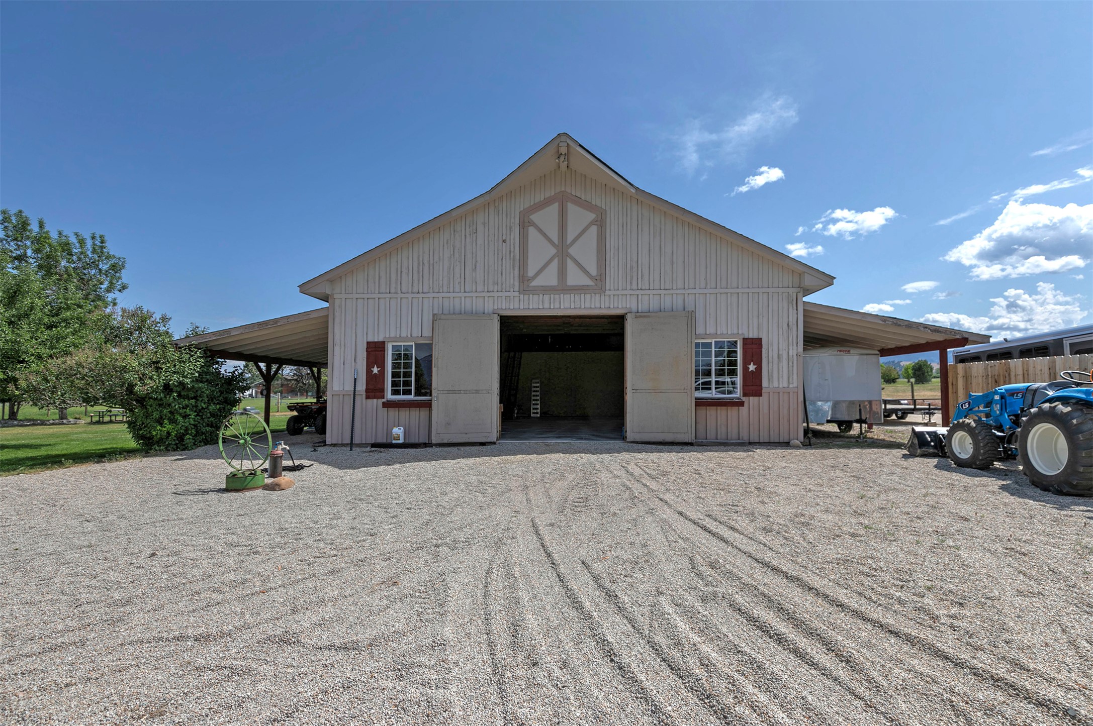 424 Saddle Ridge Road Property Photo 13