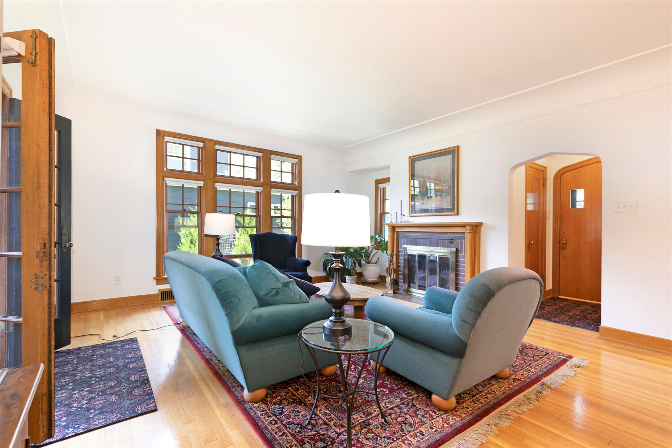 605 Evans Avenue Property Photo 5