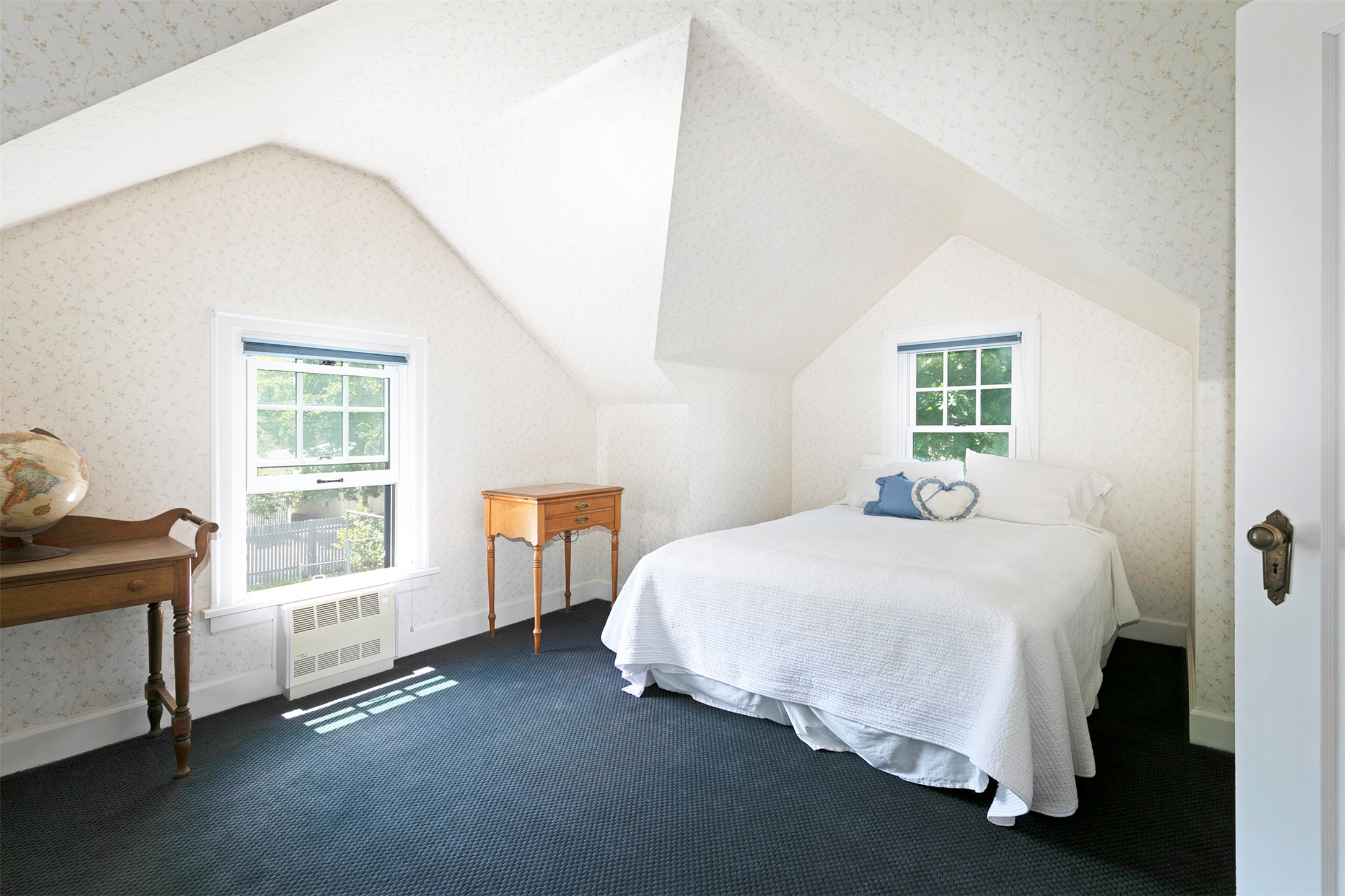 605 Evans Avenue Property Photo 25