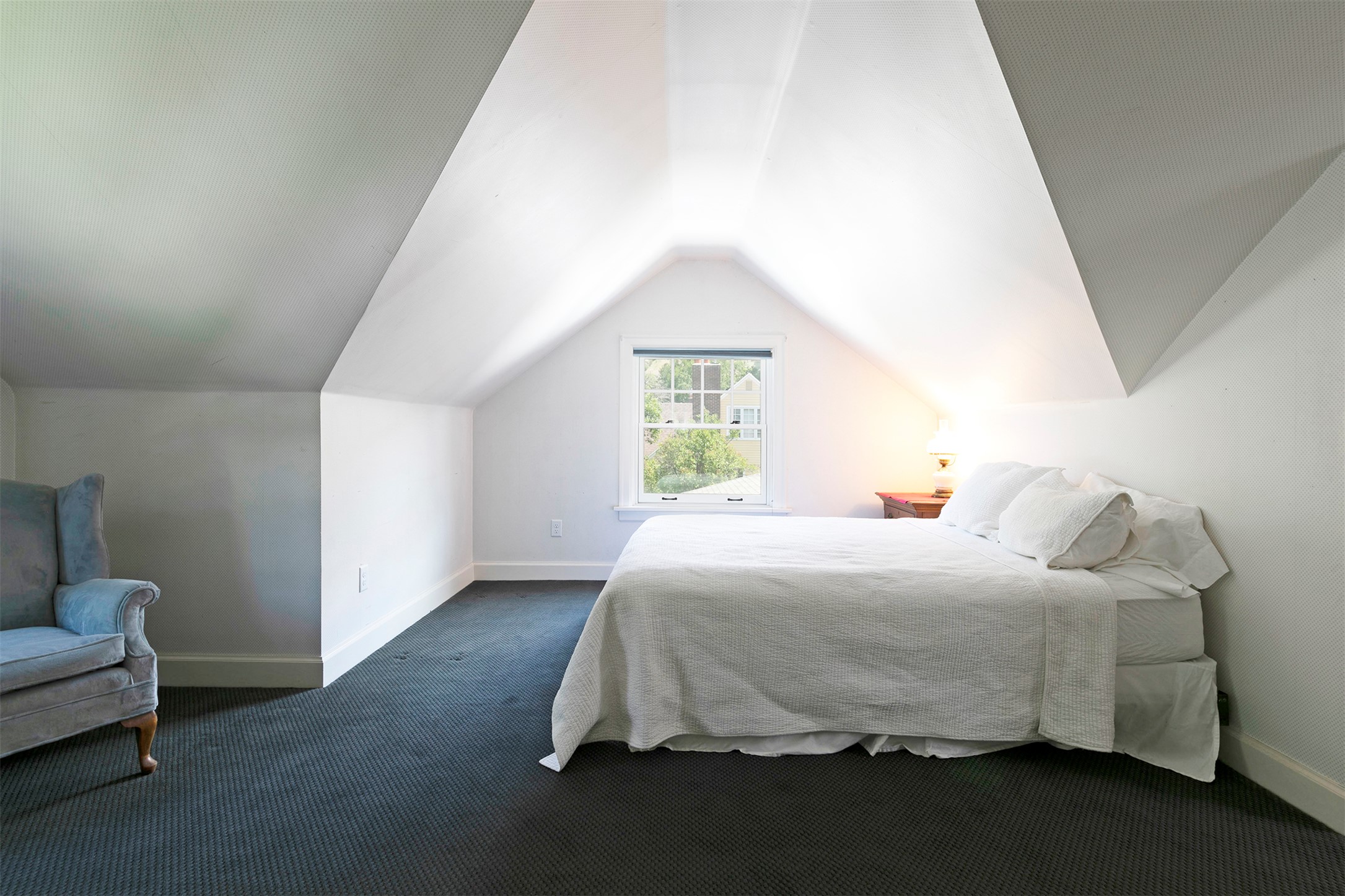 605 Evans Avenue Property Photo 29