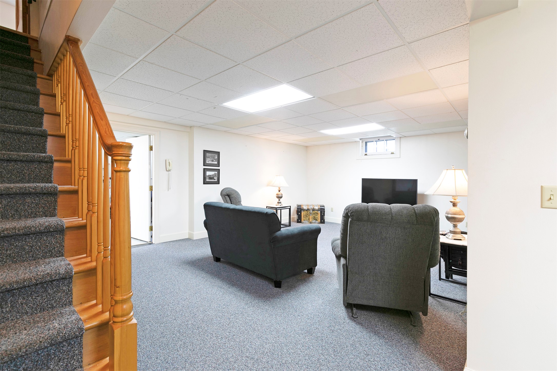 605 Evans Avenue Property Photo 31