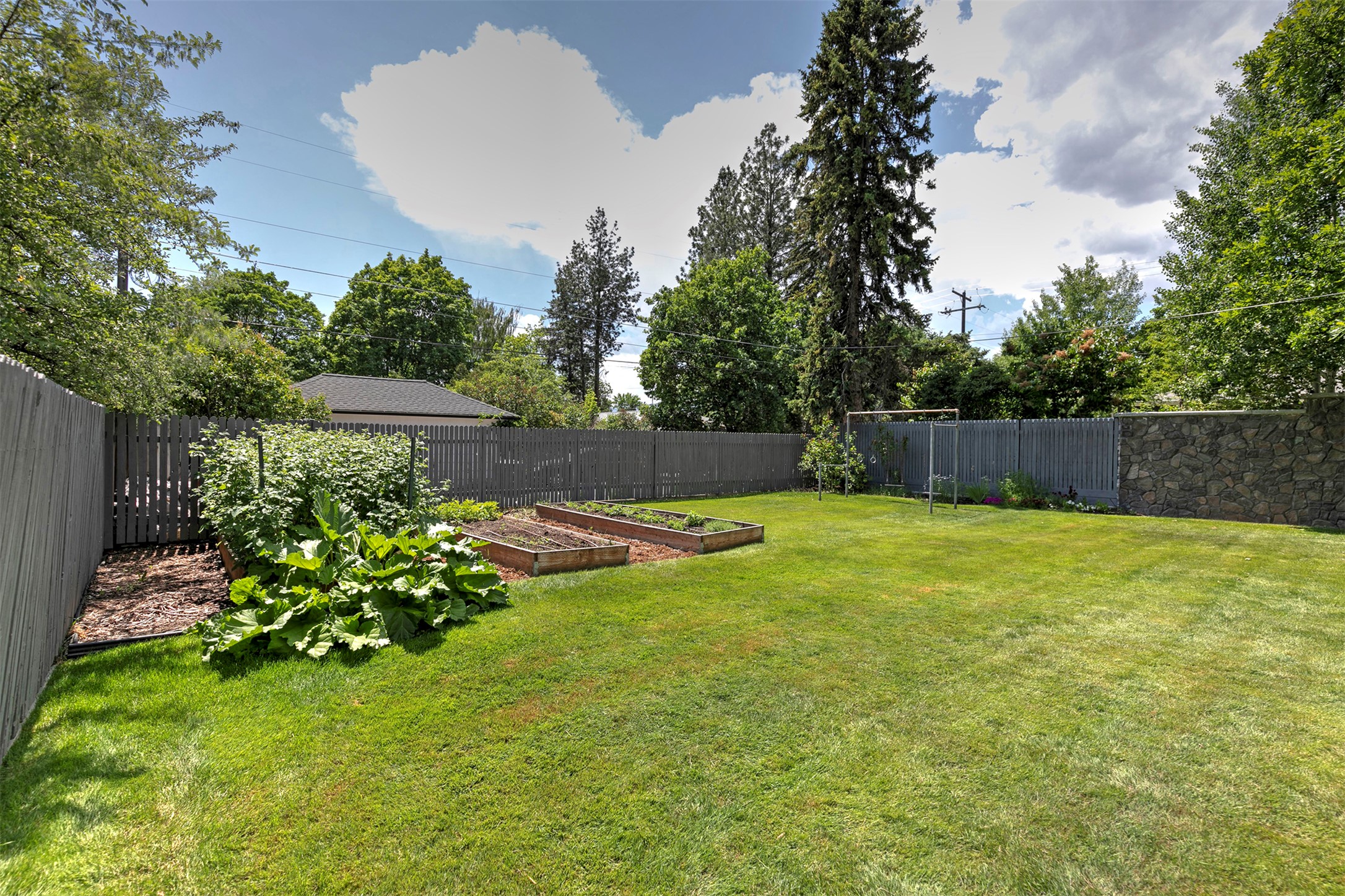 605 Evans Avenue Property Photo 46