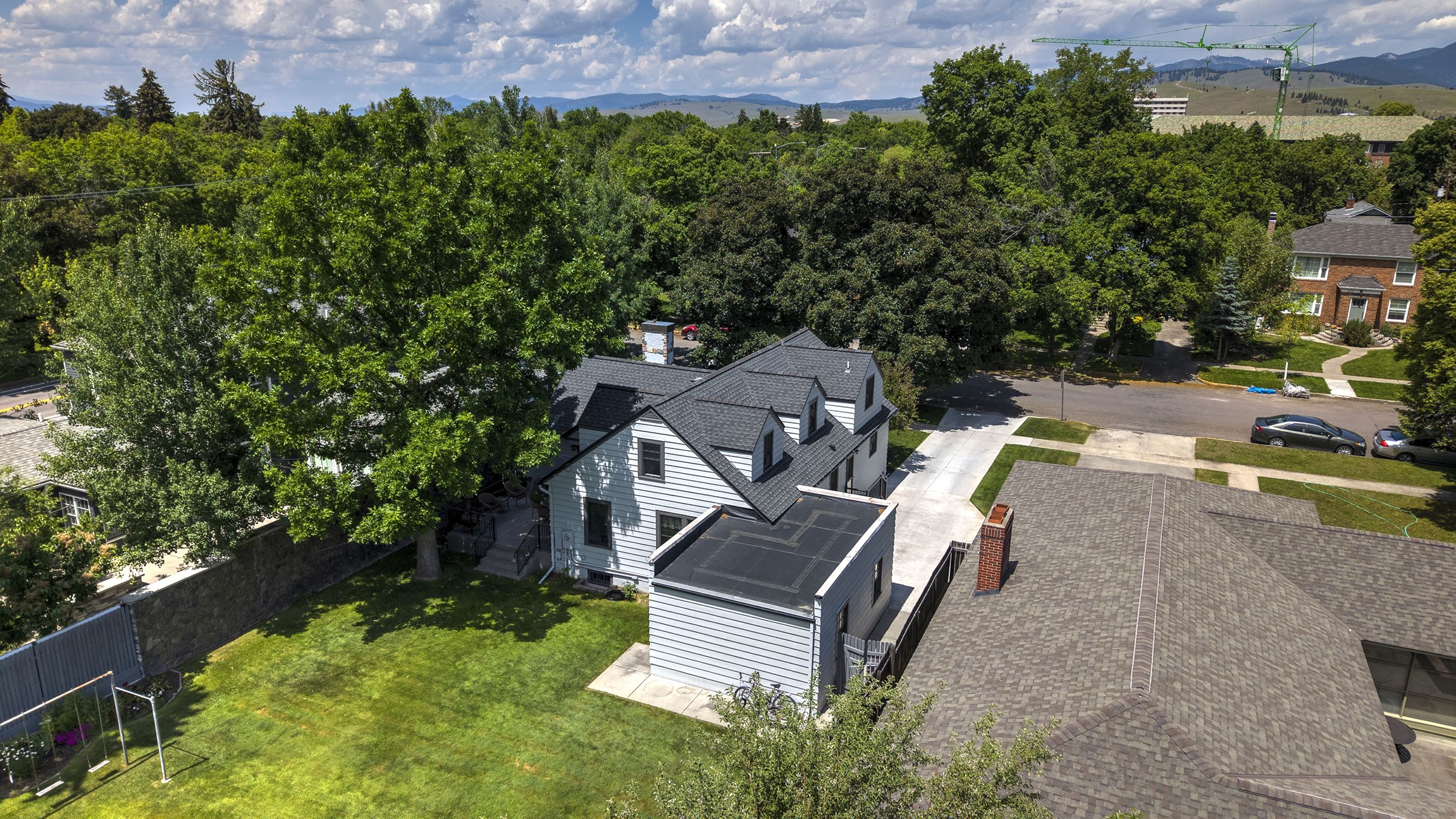 605 Evans Avenue Property Photo 52