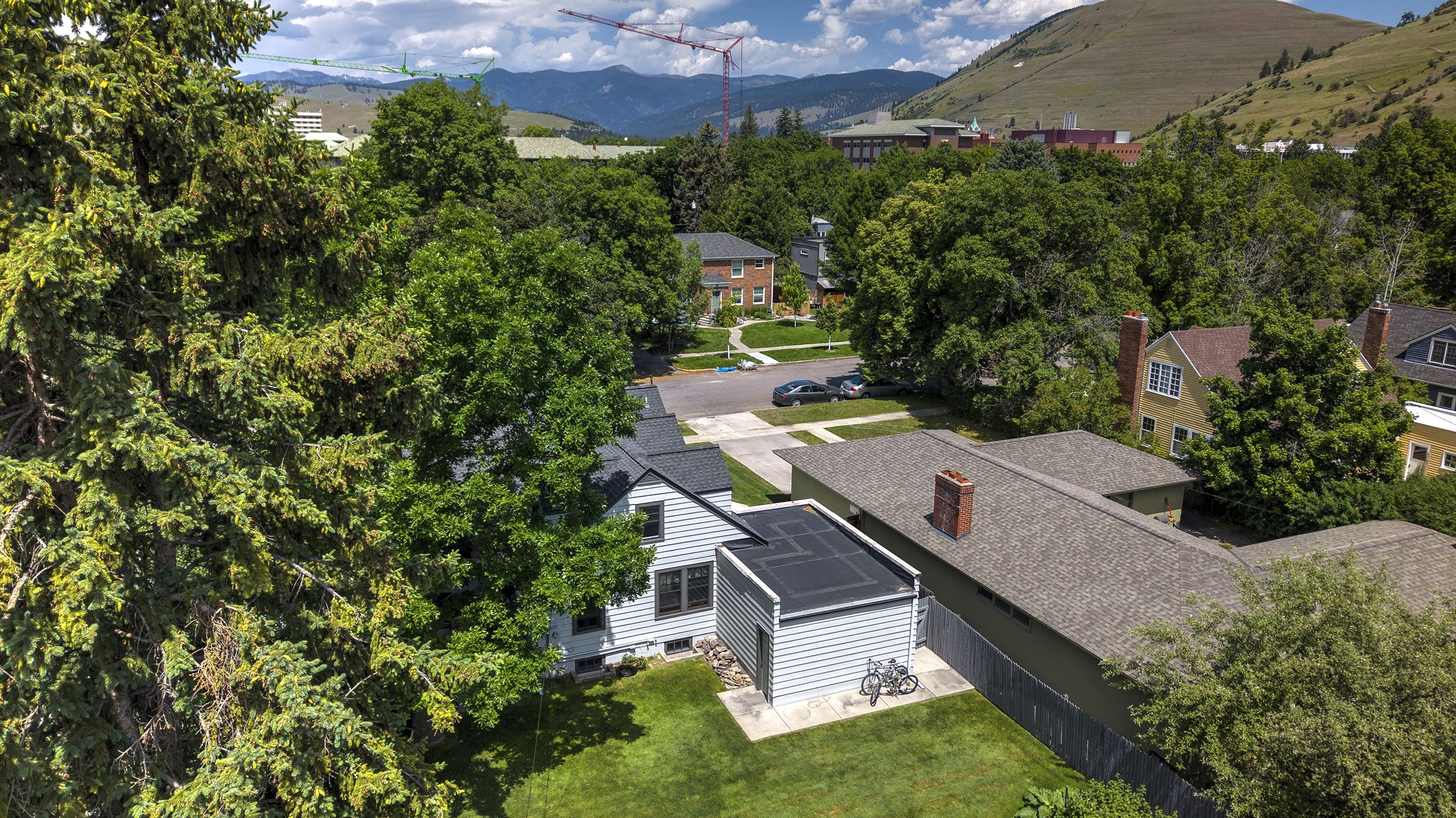 605 Evans Avenue Property Photo 53