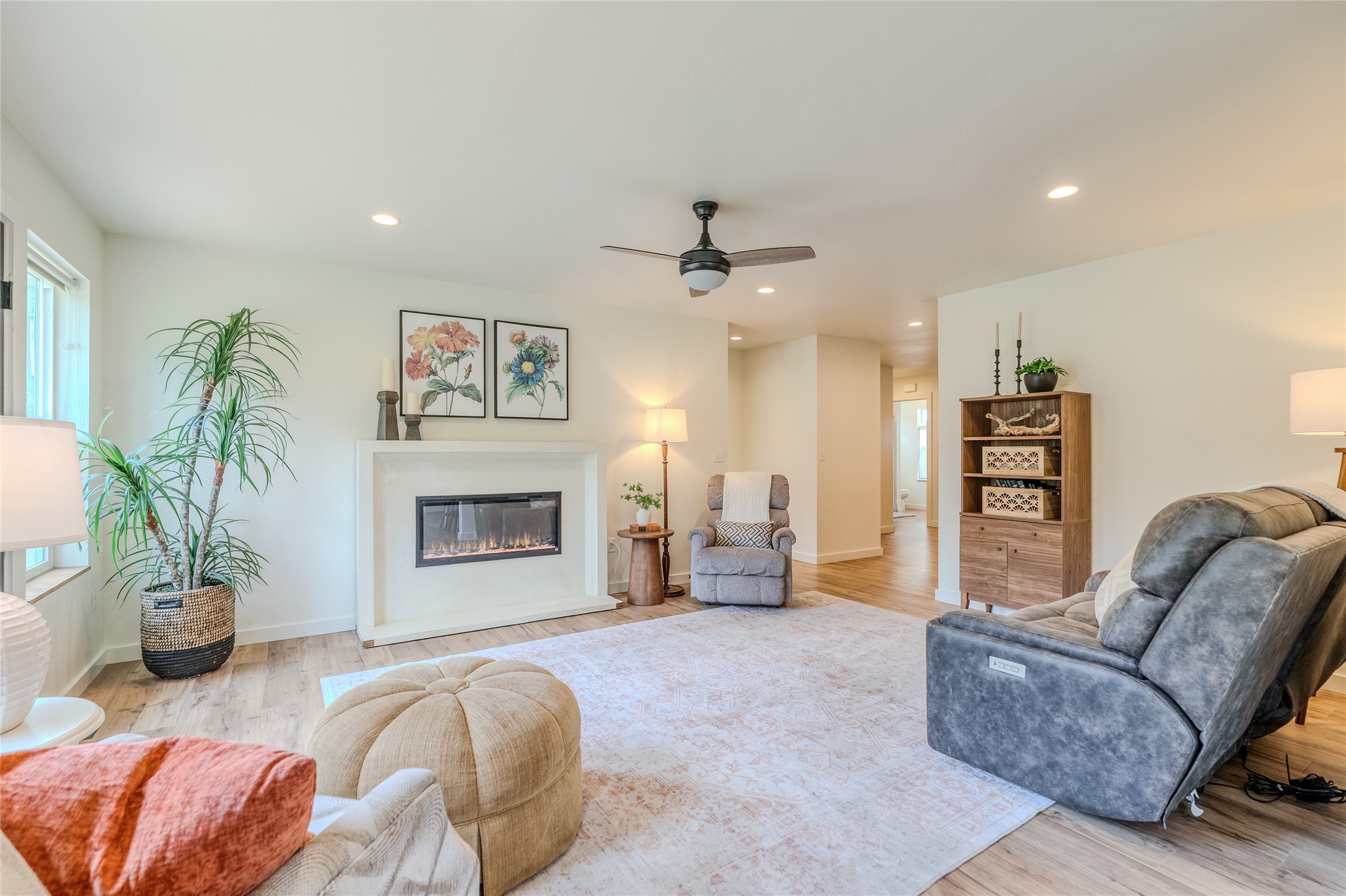 405 Kendal Loop Property Photo 12