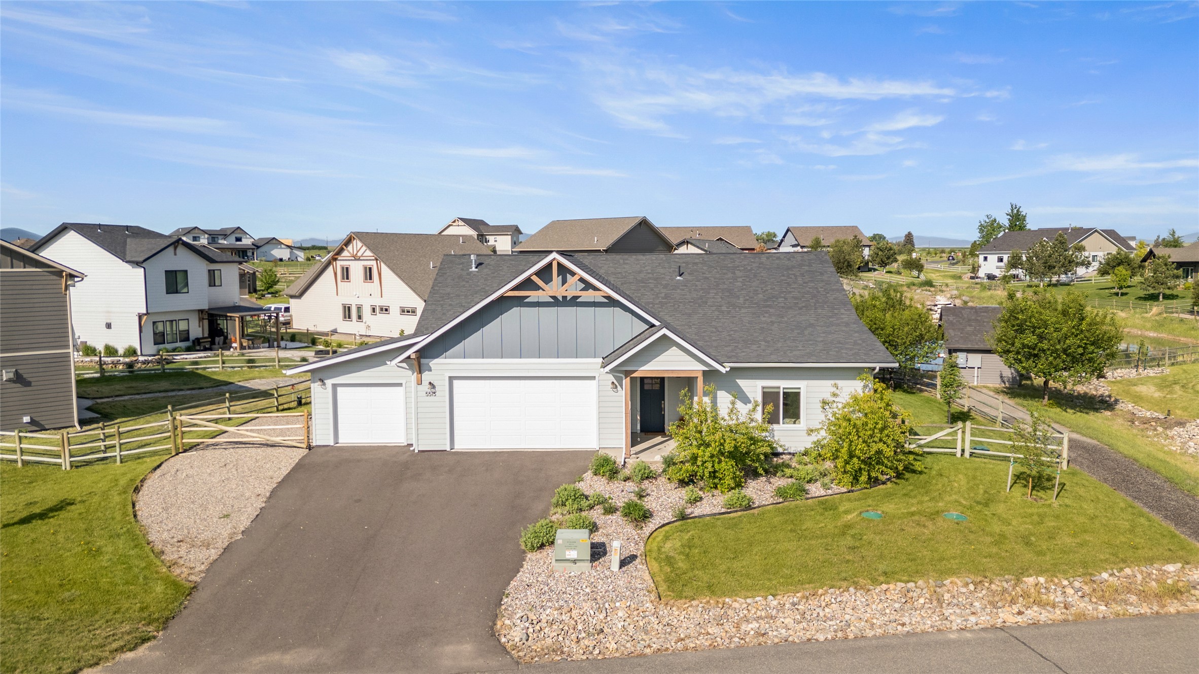 5515 Thimbleberry Loop Property Photo 1