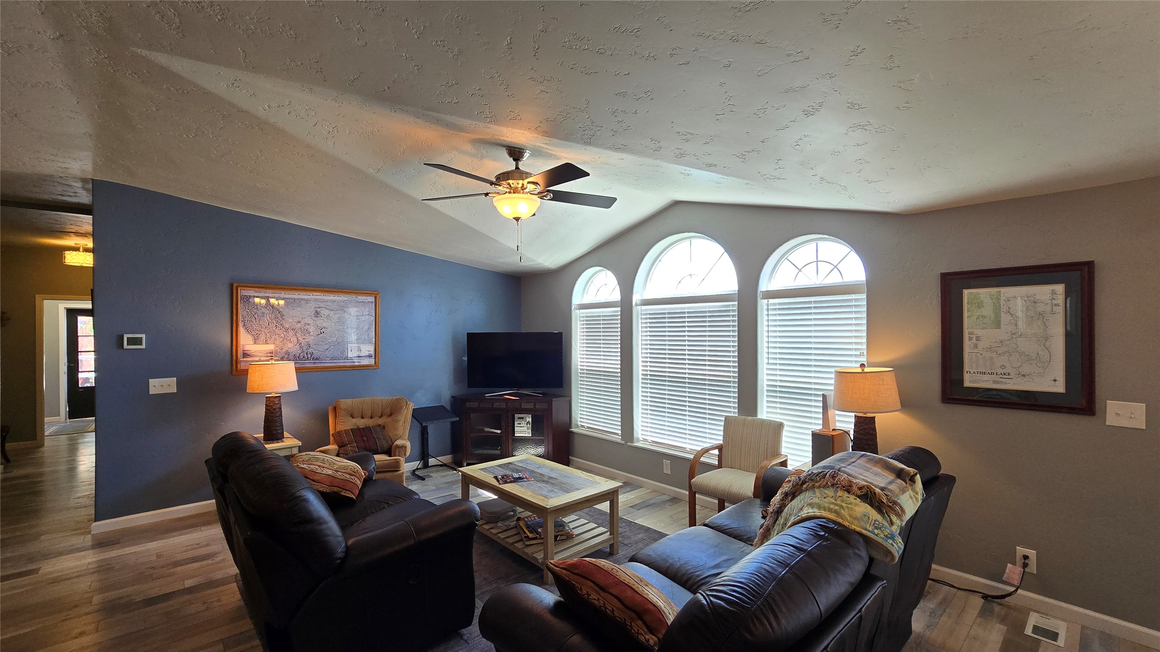 38596 Two Island View Road Property Photo 5