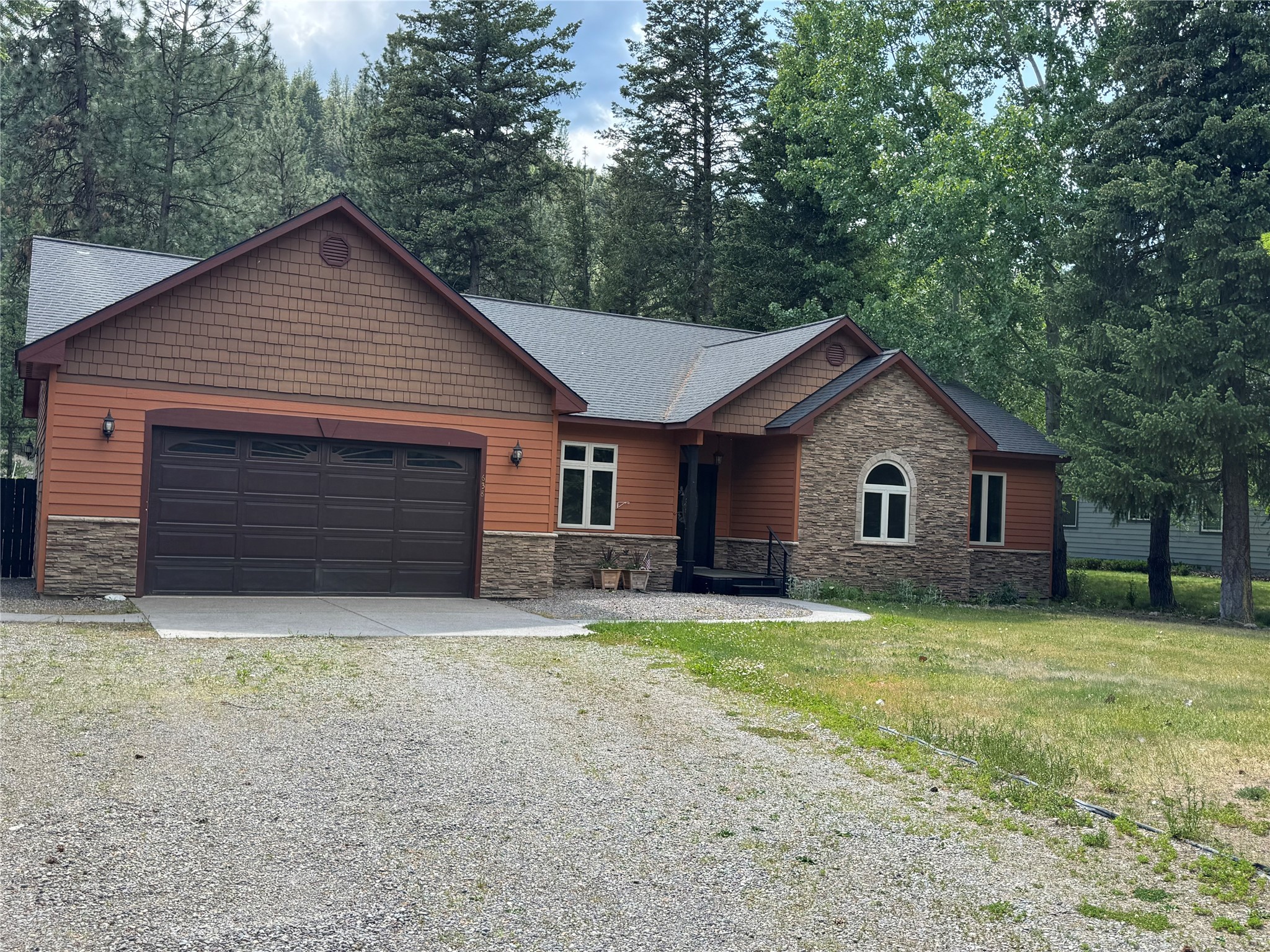 638 Trestle Creek Drive Property Photo 1