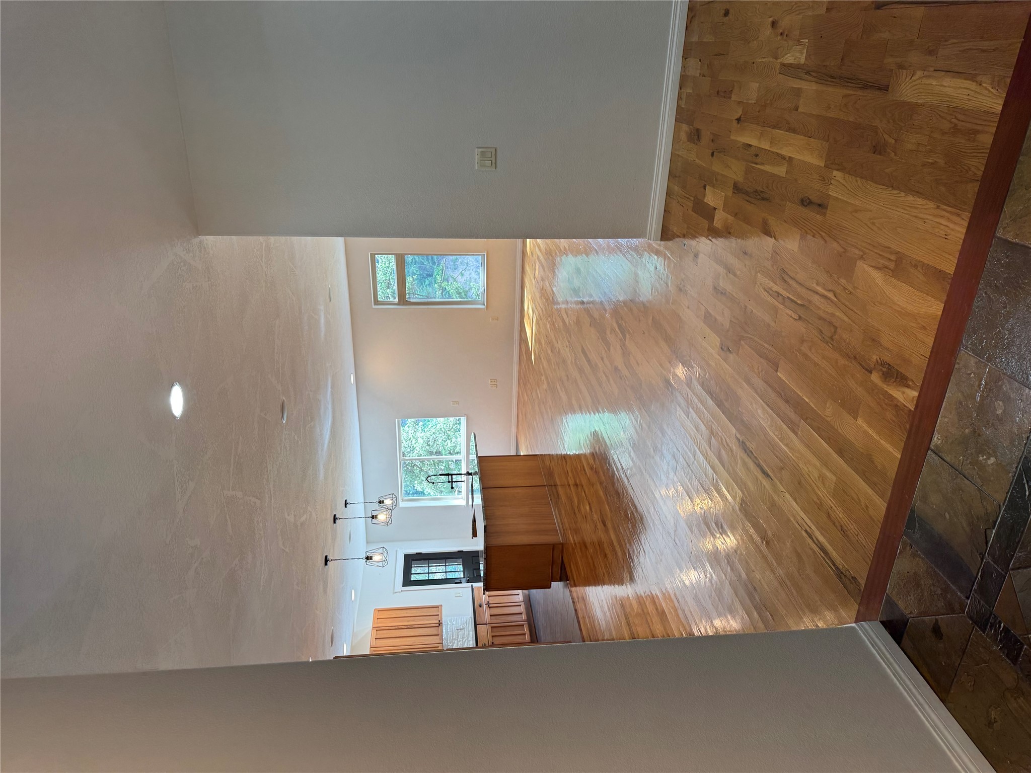 638 Trestle Creek Drive Property Photo 9