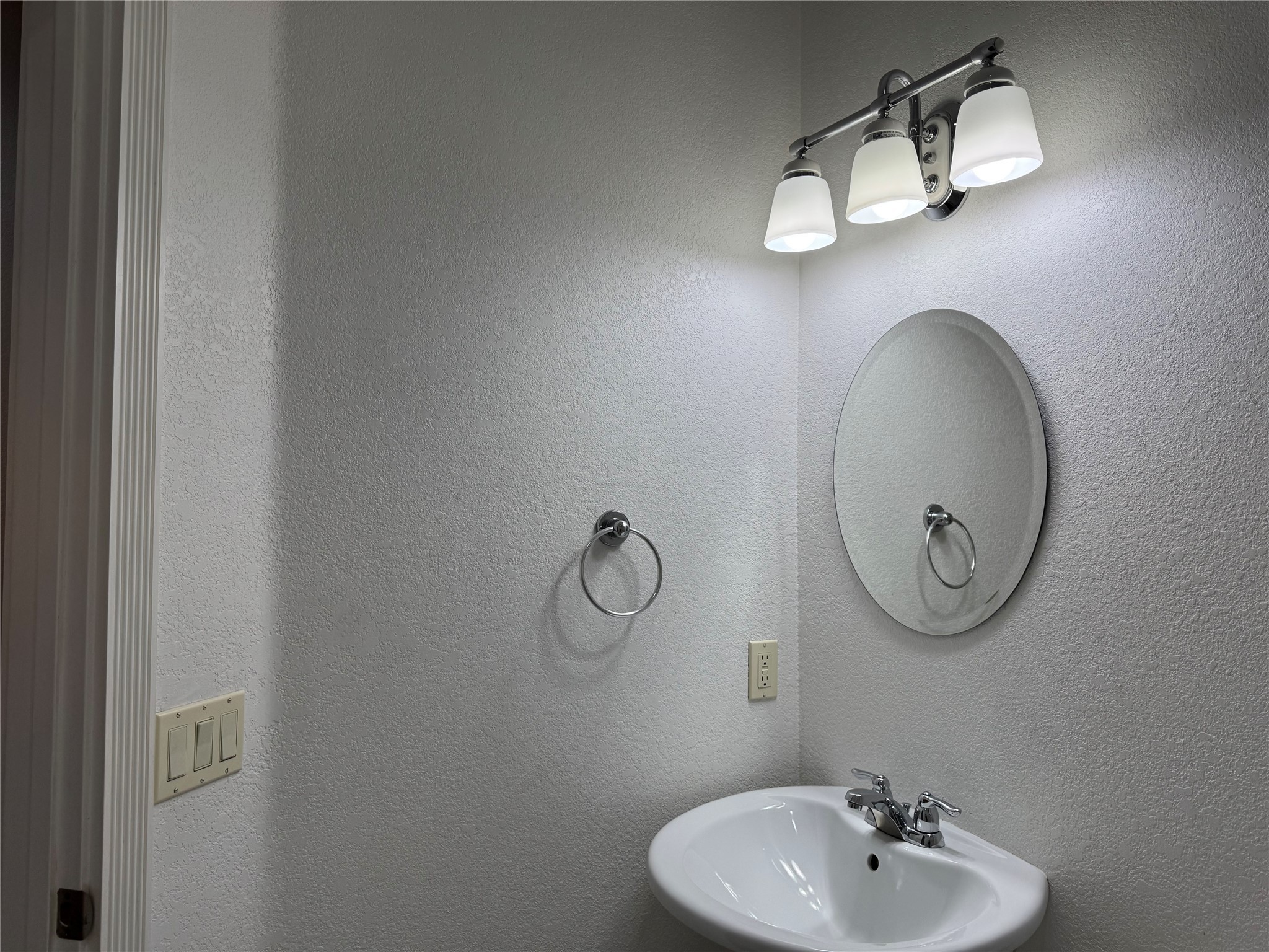 638 Trestle Creek Drive Property Photo 19