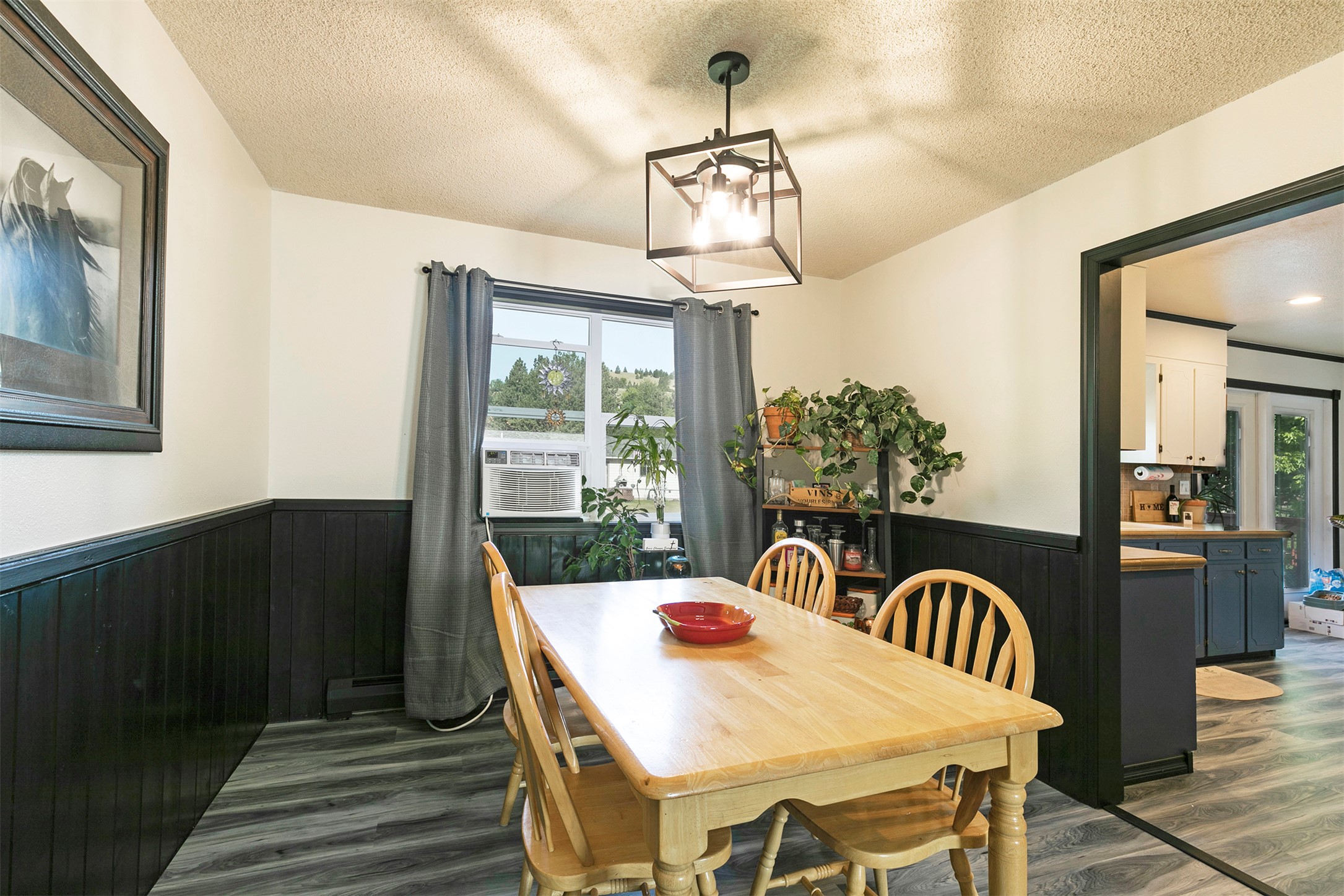239 Essex Street Property Photo 8