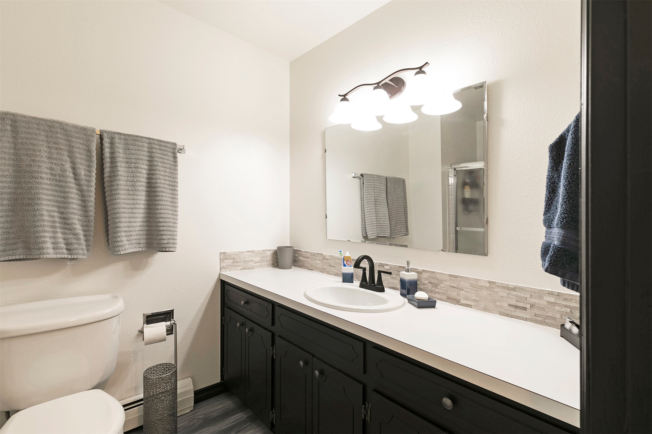 239 Essex Street Property Photo 15